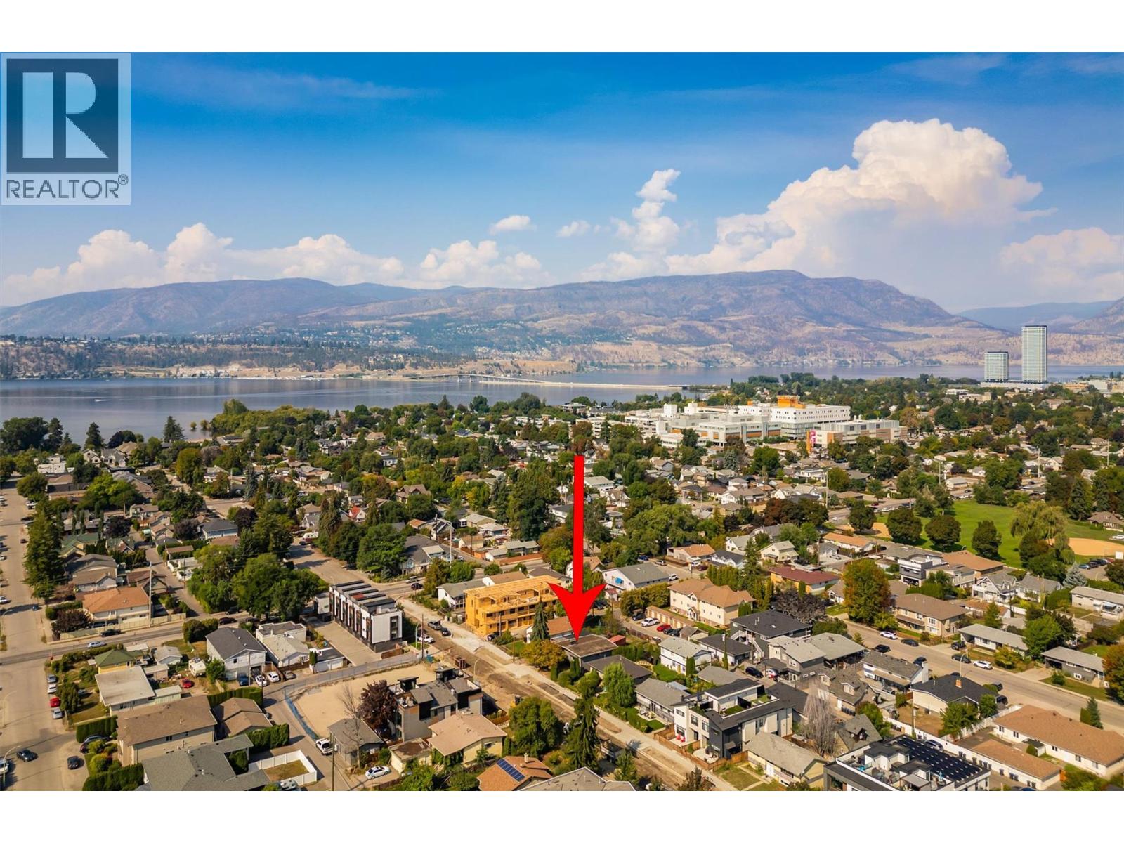 Picture for 738 Morrison  Avenue https://www.cirrealty.ca/reb/bc/7/10362337_38.jpg