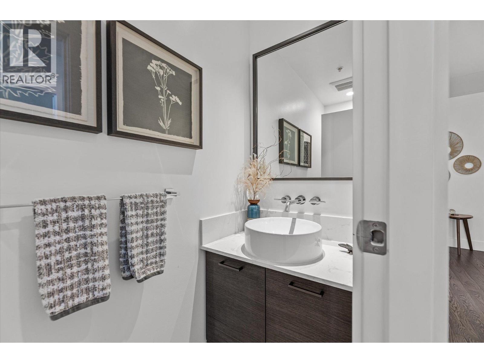 Picture for Unit #2906, 1191 Sunset  Drive https://www.cirrealty.ca/reb/bc/7/10363547_35.jpg