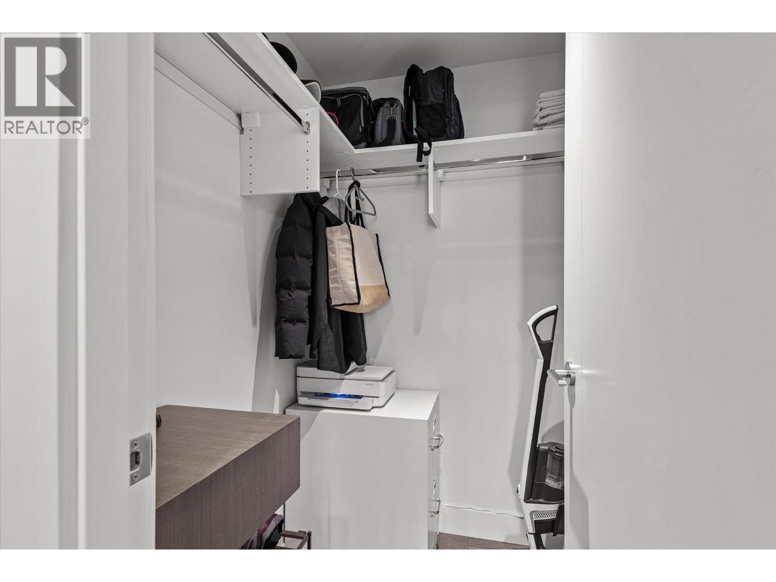 Picture for Unit #2906, 1191 Sunset  Drive https://www.cirrealty.ca/reb/bc/7/10363547_37.jpg