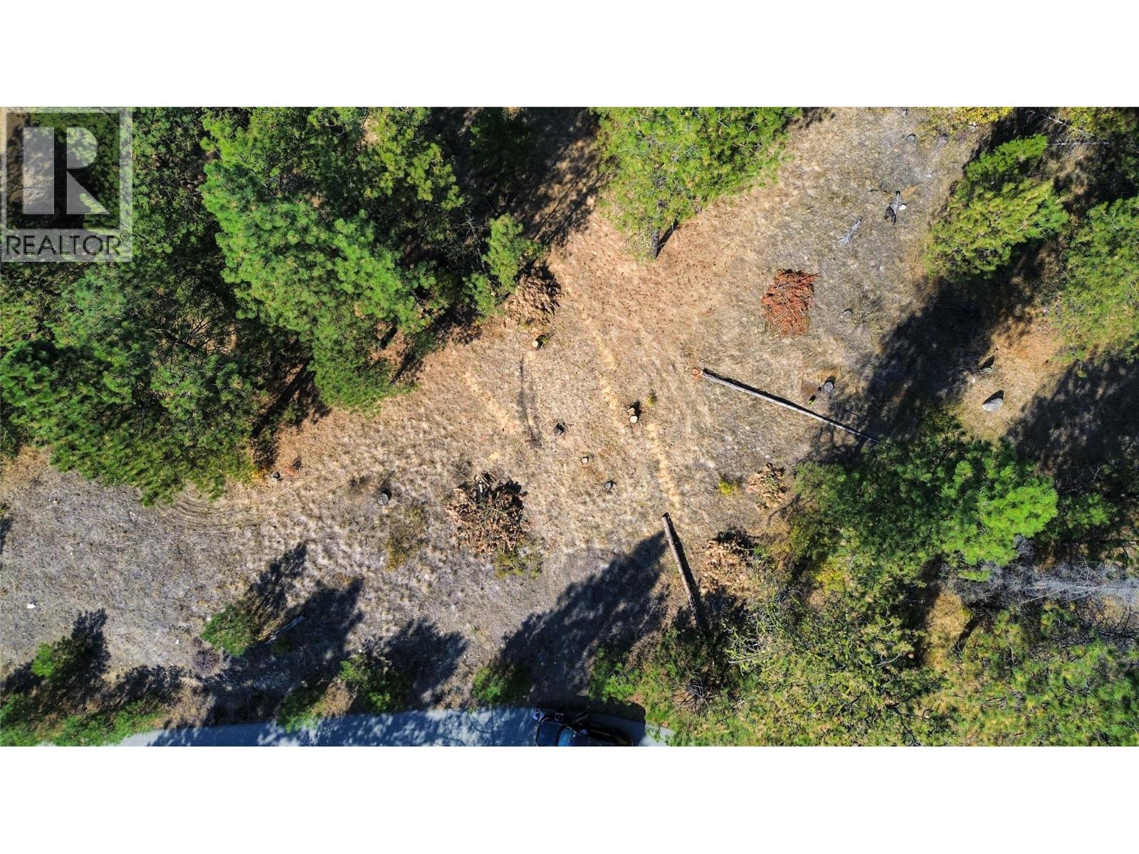 Picture for 550 PEREGRINE  Drive https://www.cirrealty.ca/reb/bc/7/10363907_15.jpg