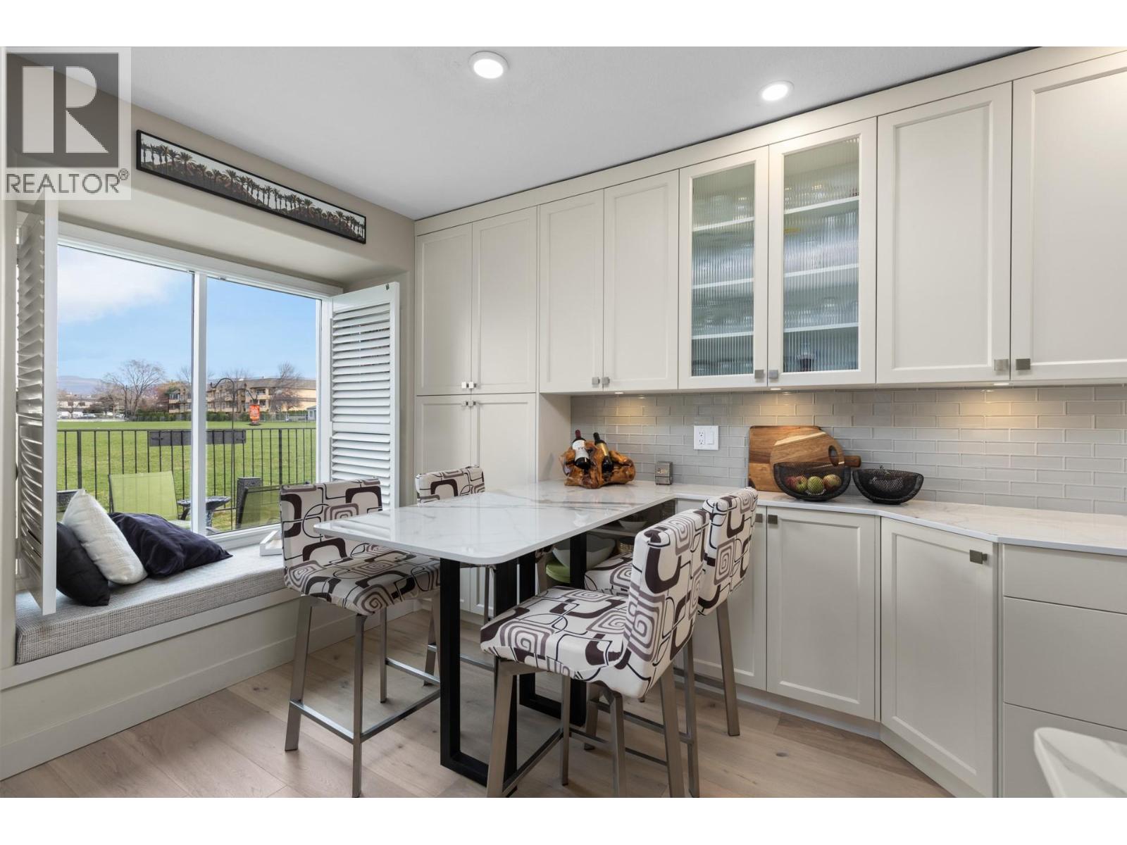 Picture for Unit #9, 1020 Lanfranco  Road https://www.cirrealty.ca/reb/bc/7/10363927_12.jpg