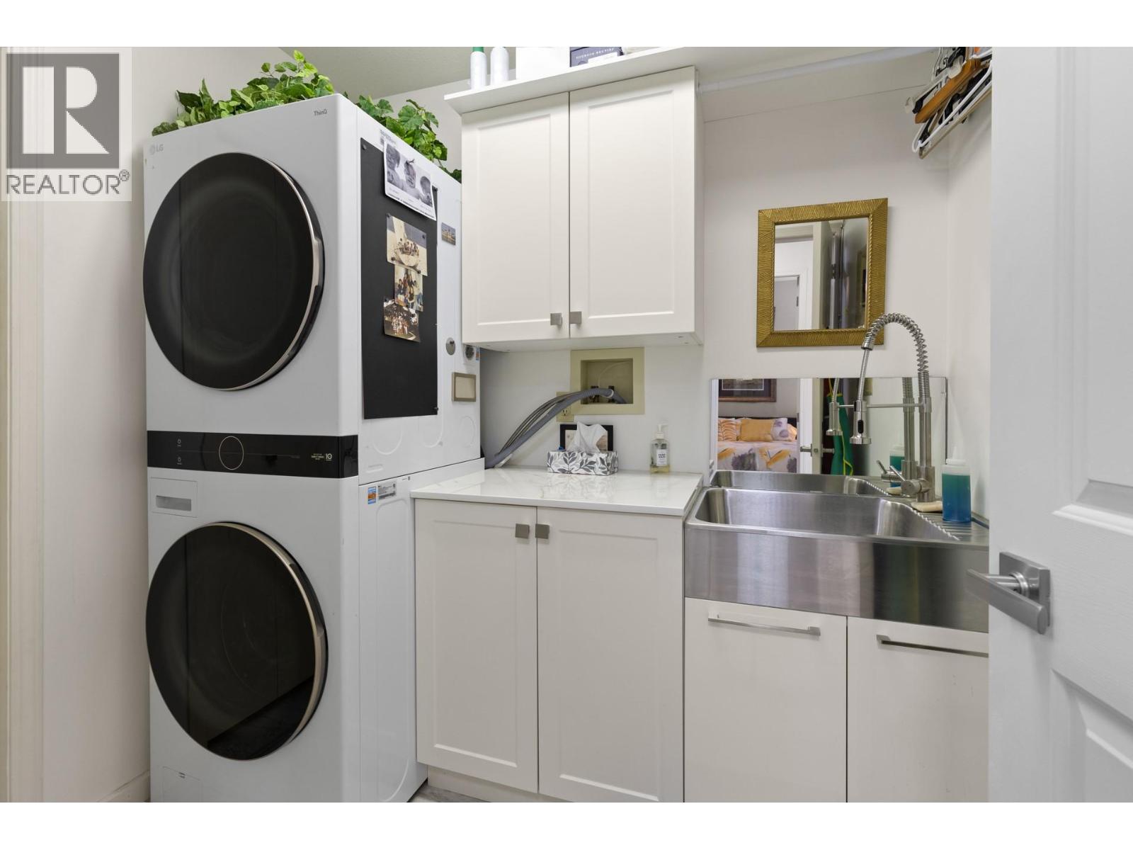 Picture for Unit #9, 1020 Lanfranco  Road https://www.cirrealty.ca/reb/bc/7/10363927_26.jpg