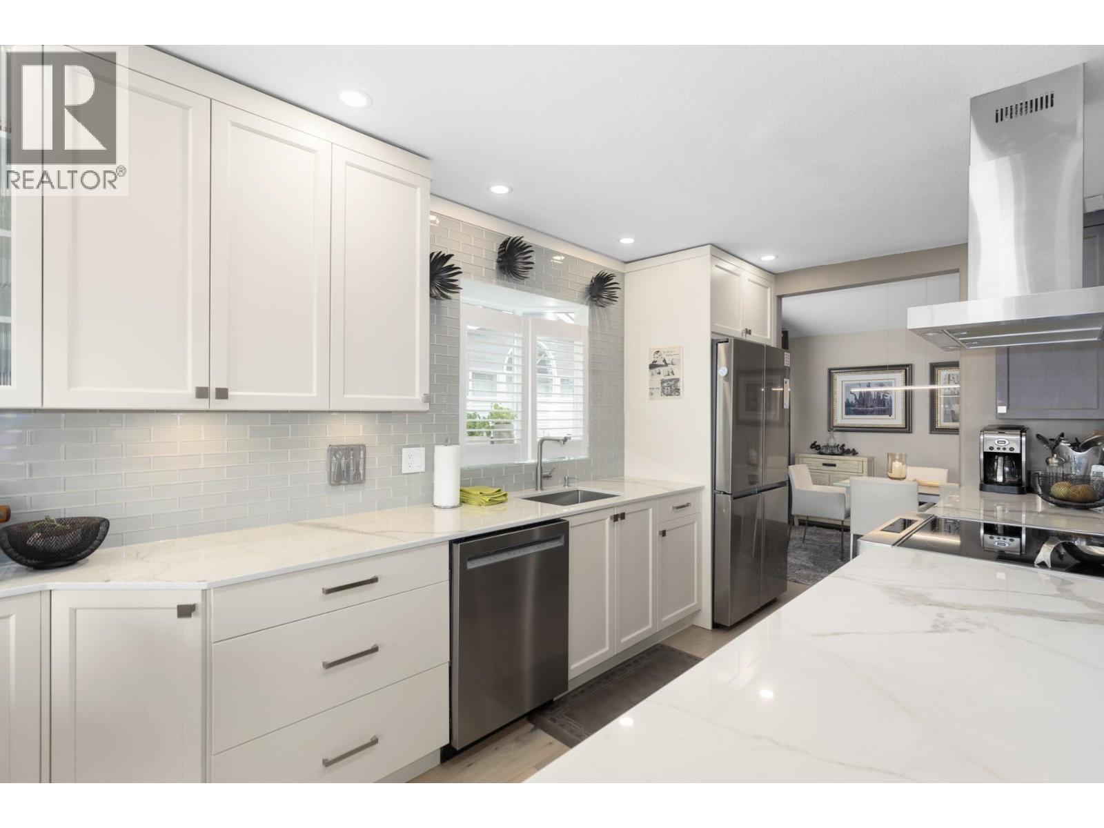 Picture for Unit #9, 1020 Lanfranco  Road https://www.cirrealty.ca/reb/bc/7/10363927_8.jpg