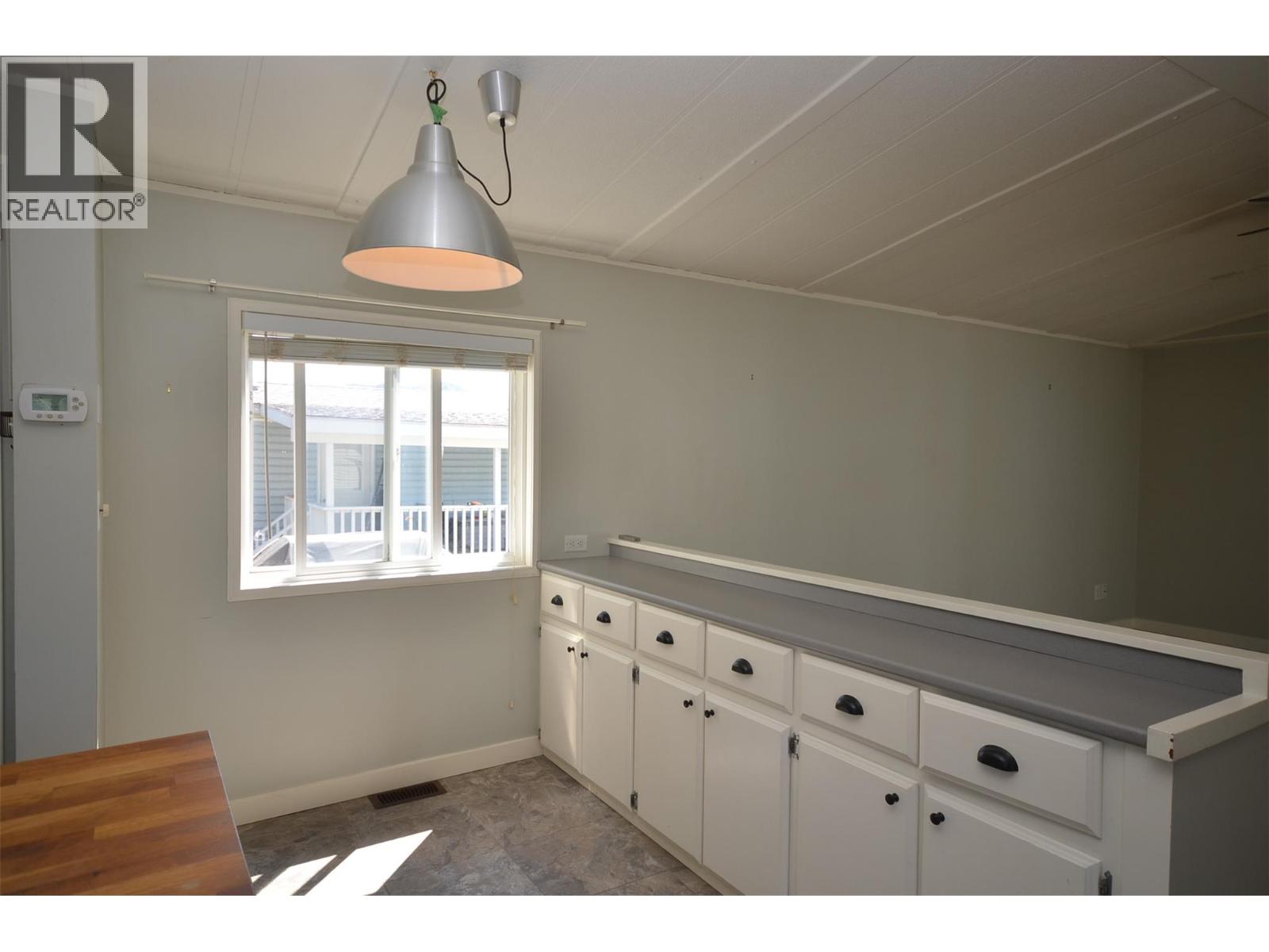 Picture for Unit #36, 9020 Jim Bailey  Road https://www.cirrealty.ca/reb/bc/7/10363947_32.jpg