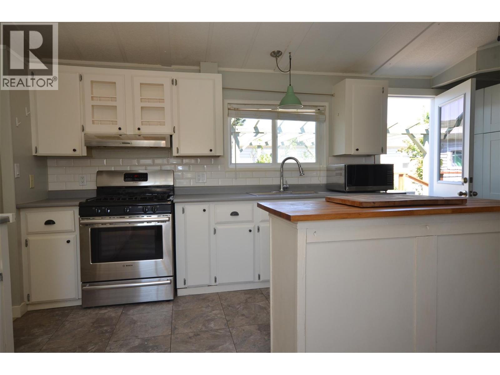 Picture for Unit #36, 9020 Jim Bailey  Road https://www.cirrealty.ca/reb/bc/7/10363947_51.jpg