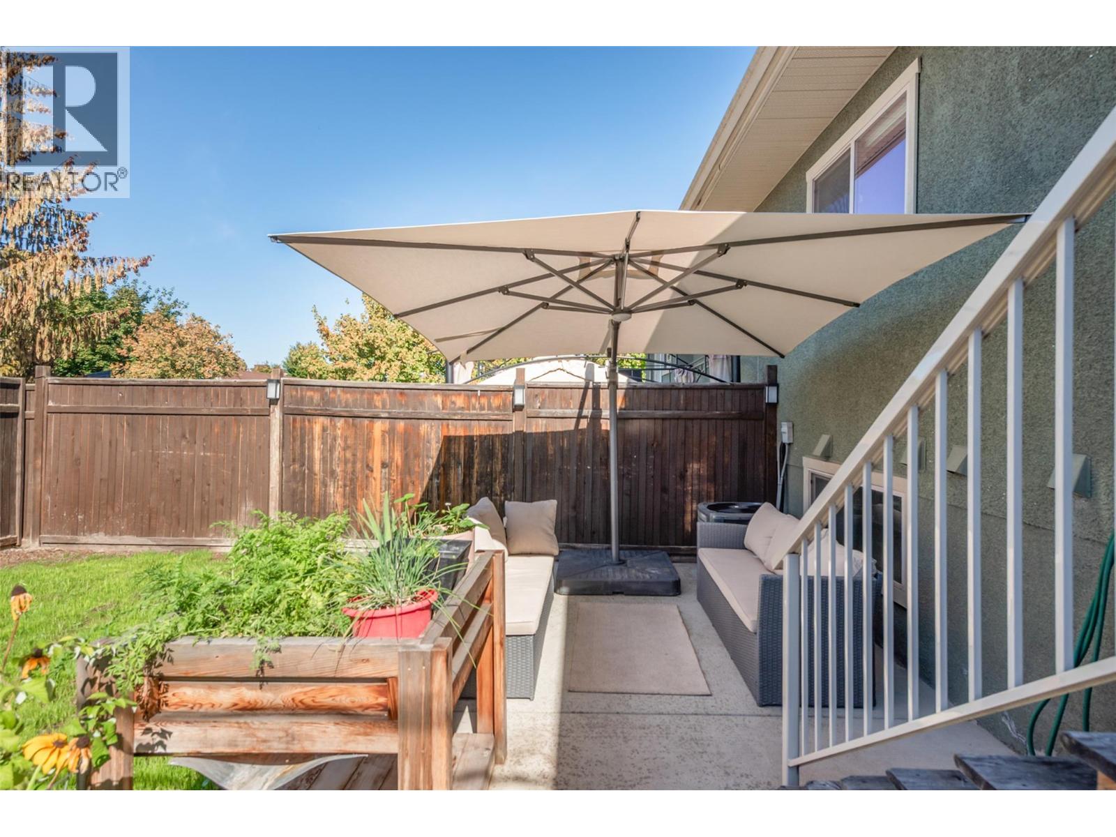 Picture for 244 Prior  RoadS https://www.cirrealty.ca/reb/bc/7/10363957_24.jpg