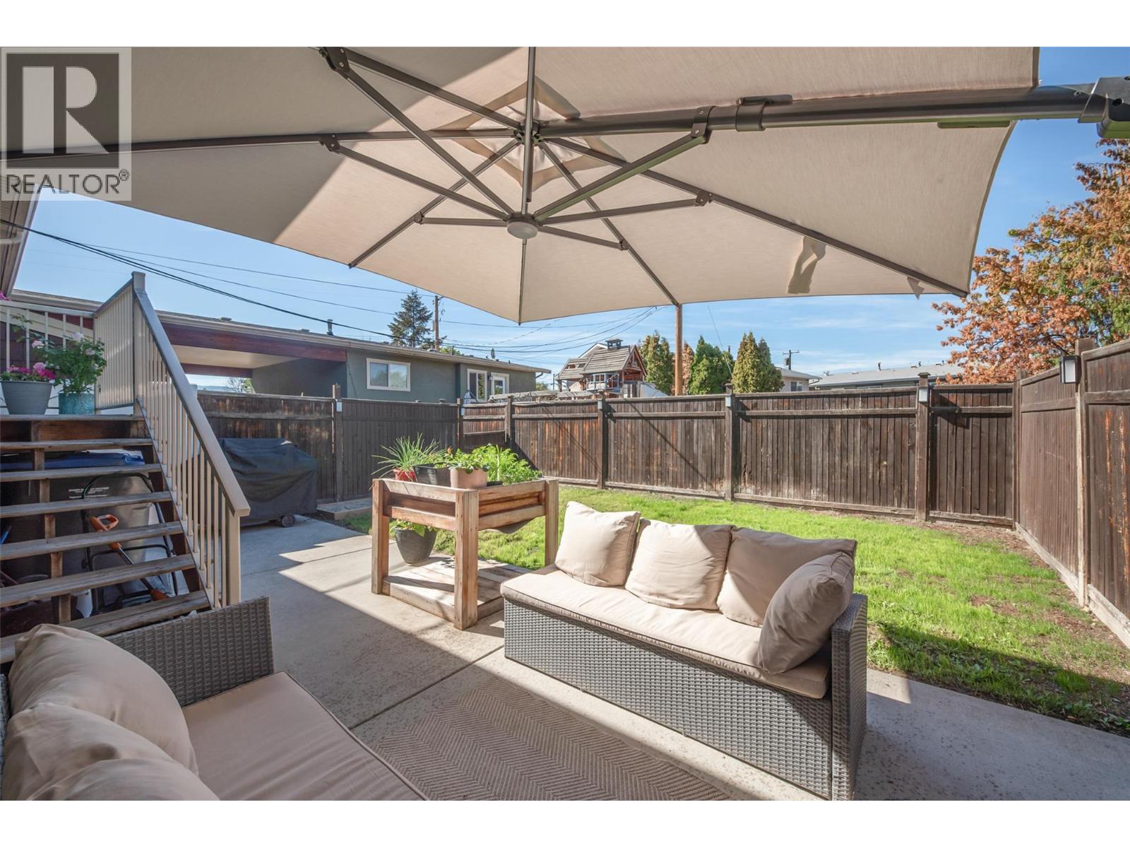 Picture for 244 Prior  RoadS https://www.cirrealty.ca/reb/bc/7/10363957_25.jpg