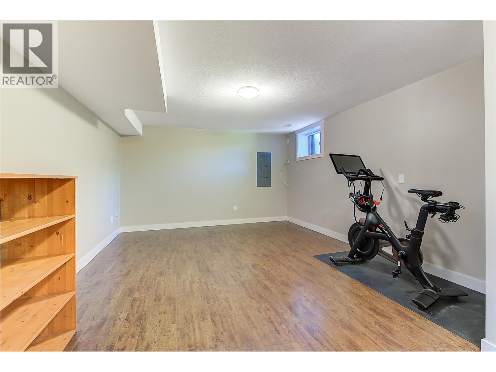 Picture for 244 Prior  RoadS https://www.cirrealty.ca/reb/bc/7/10363957_29.jpg