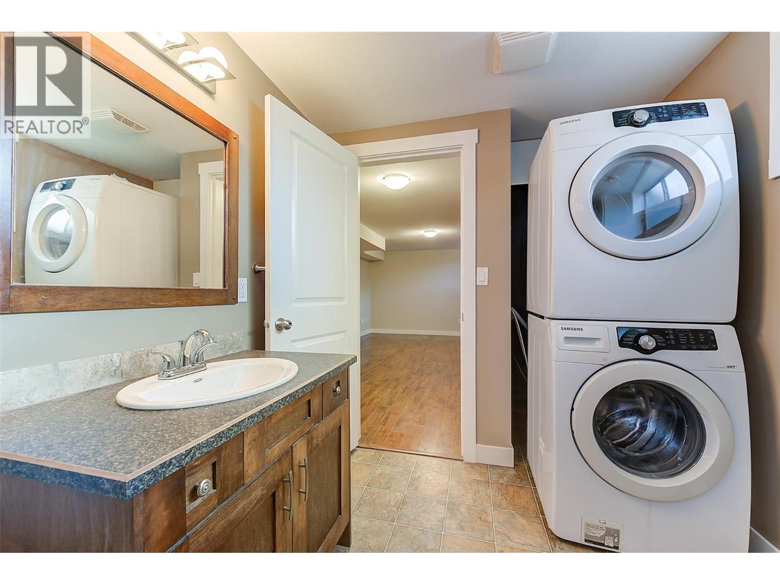 Picture for 244 Prior  RoadS https://www.cirrealty.ca/reb/bc/7/10363957_32.jpg