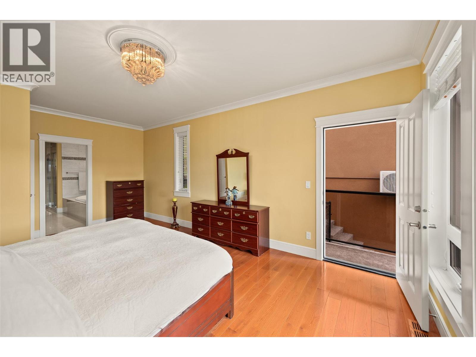 Picture for 5661 Jasper  Way https://www.cirrealty.ca/reb/bc/7/10363987_28.jpg