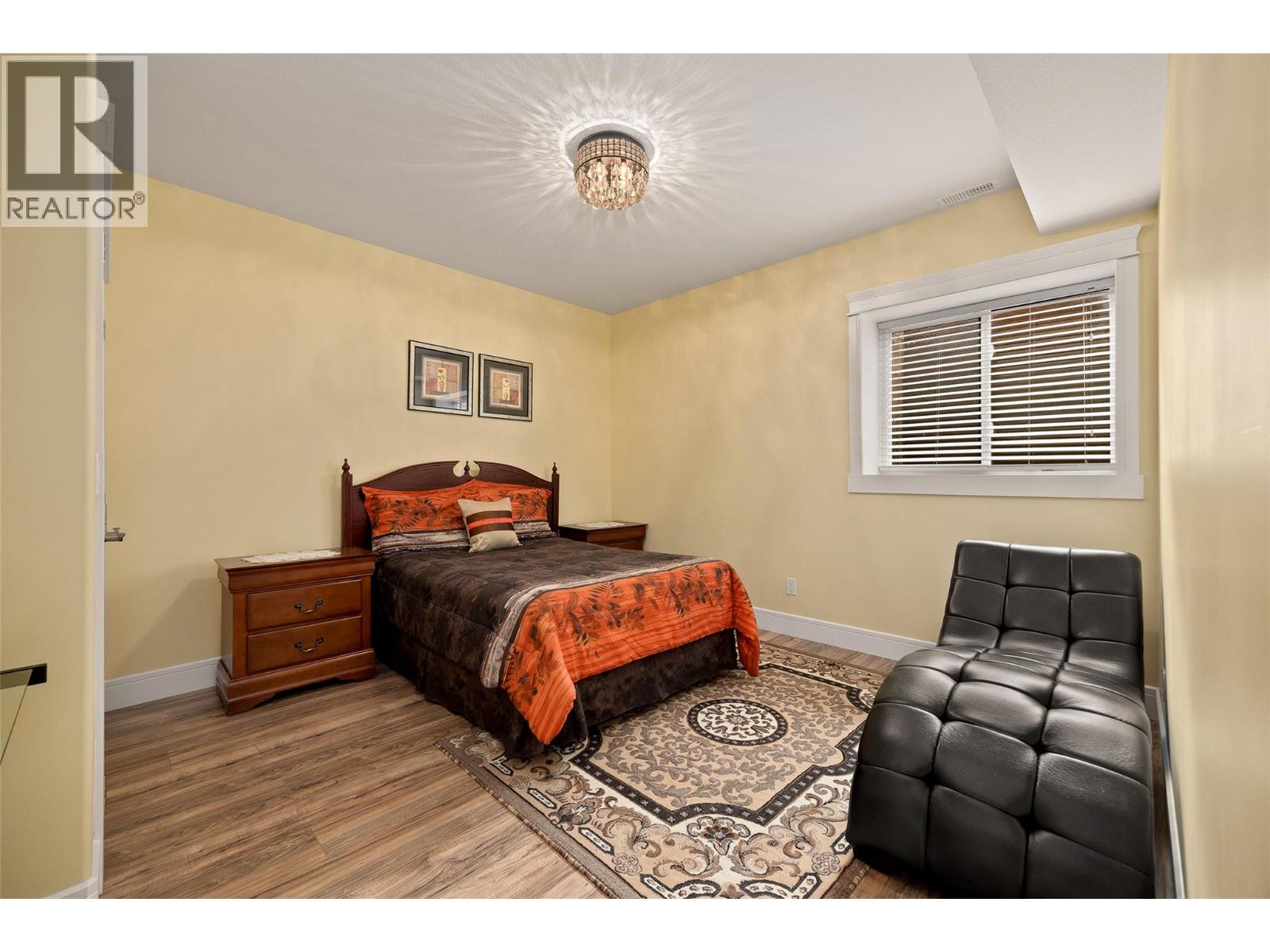 Picture for 5661 Jasper  Way https://www.cirrealty.ca/reb/bc/7/10363987_41.jpg