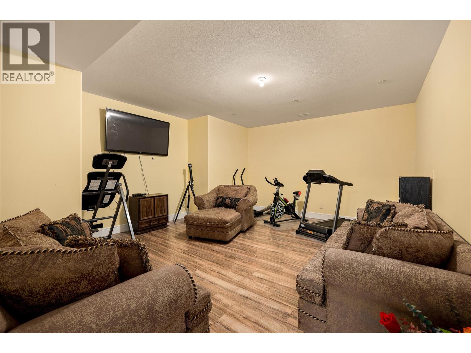 Picture for 5661 Jasper  Way https://www.cirrealty.ca/reb/bc/7/10363987_42.jpg