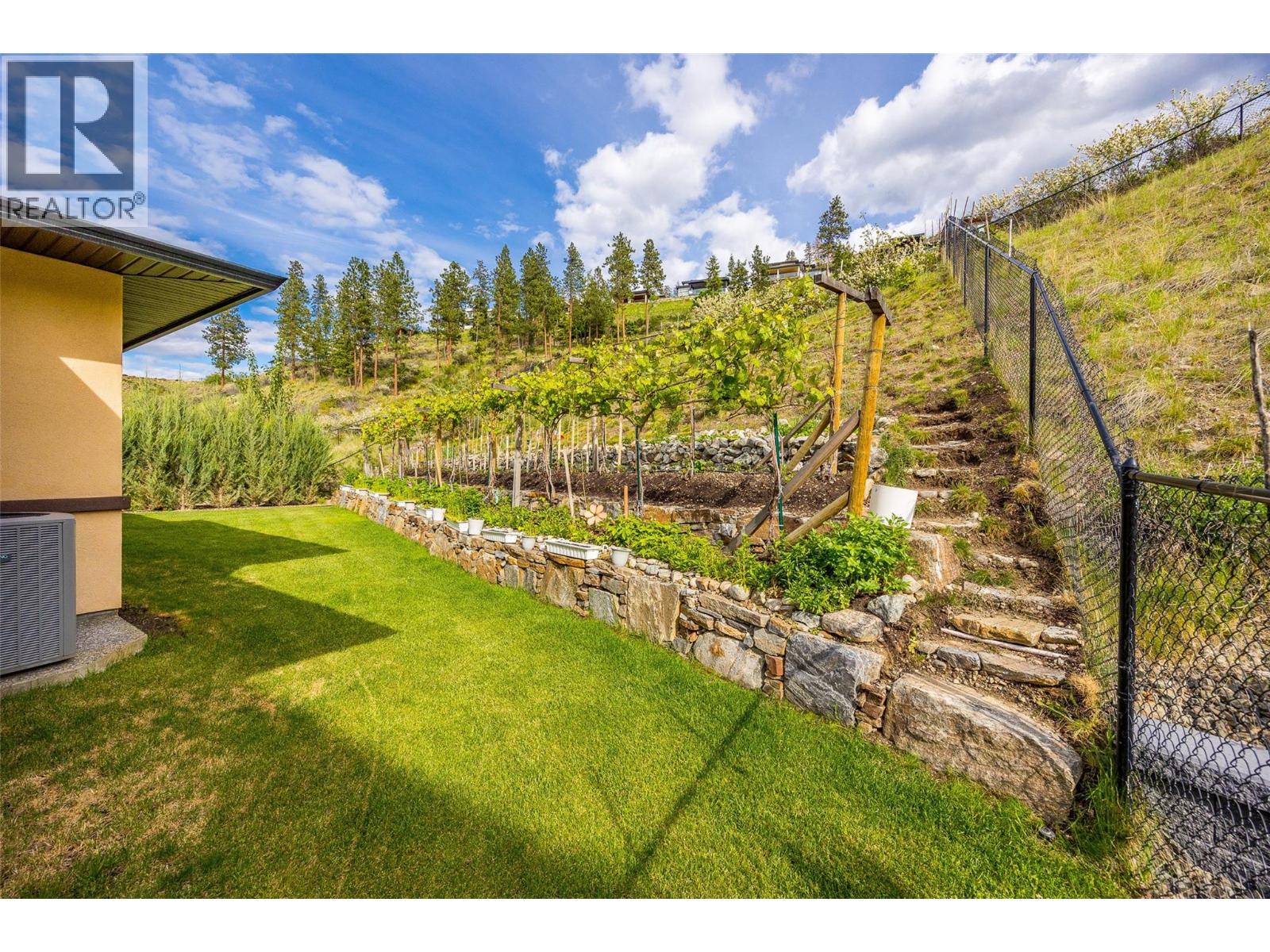 Picture for 5661 Jasper  Way https://www.cirrealty.ca/reb/bc/7/10363987_55.jpg