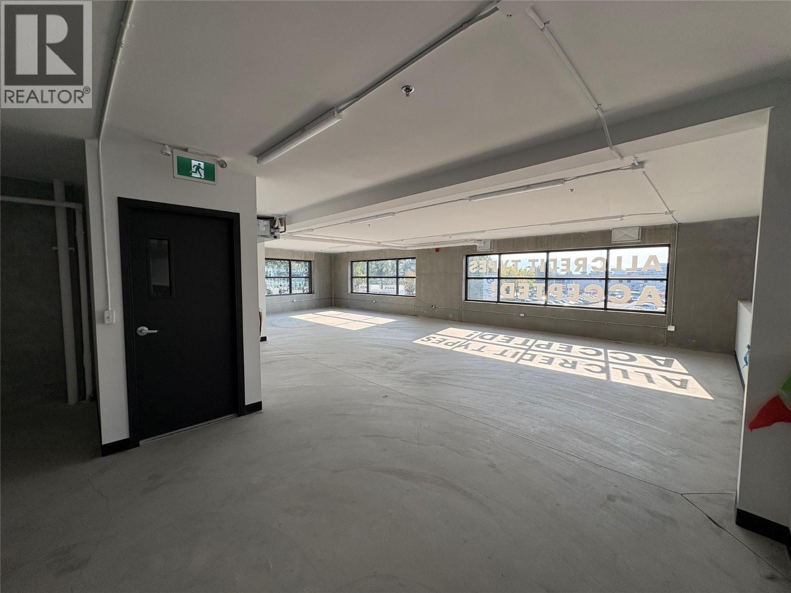 Picture for Unit #101, 2544 Enterprise  Way https://www.cirrealty.ca/reb/bc/7/10364117_11.jpg