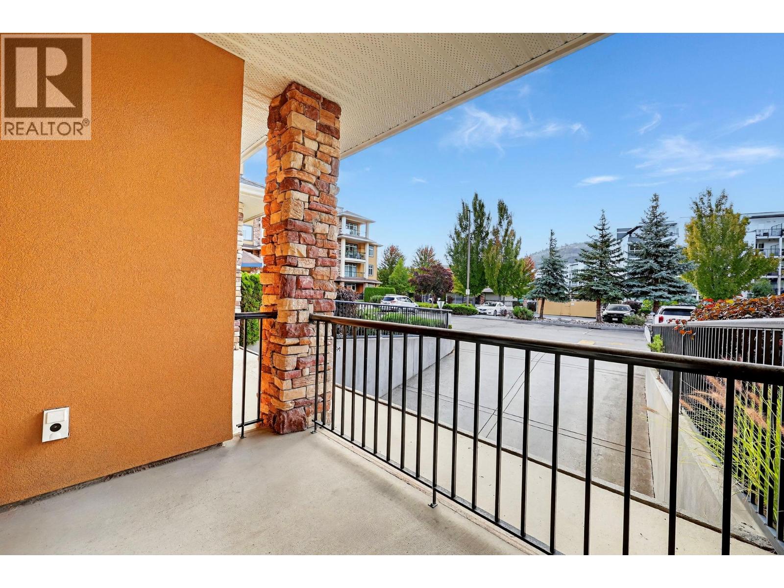 Picture for Unit #102, 305 Whitman  Road https://www.cirrealty.ca/reb/bc/7/10364297_13.jpg