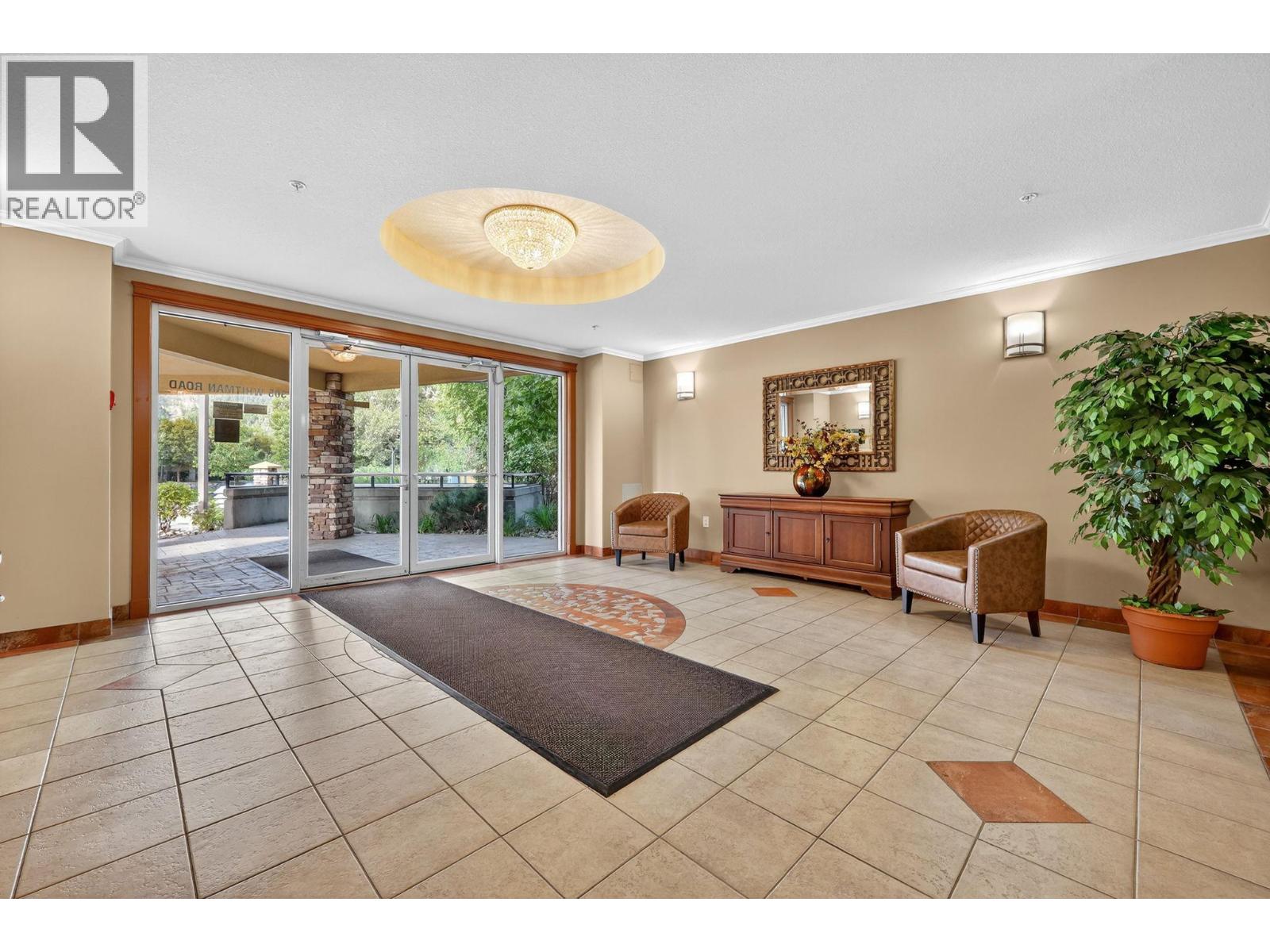 Picture for Unit #102, 305 Whitman  Road https://www.cirrealty.ca/reb/bc/7/10364297_40.jpg