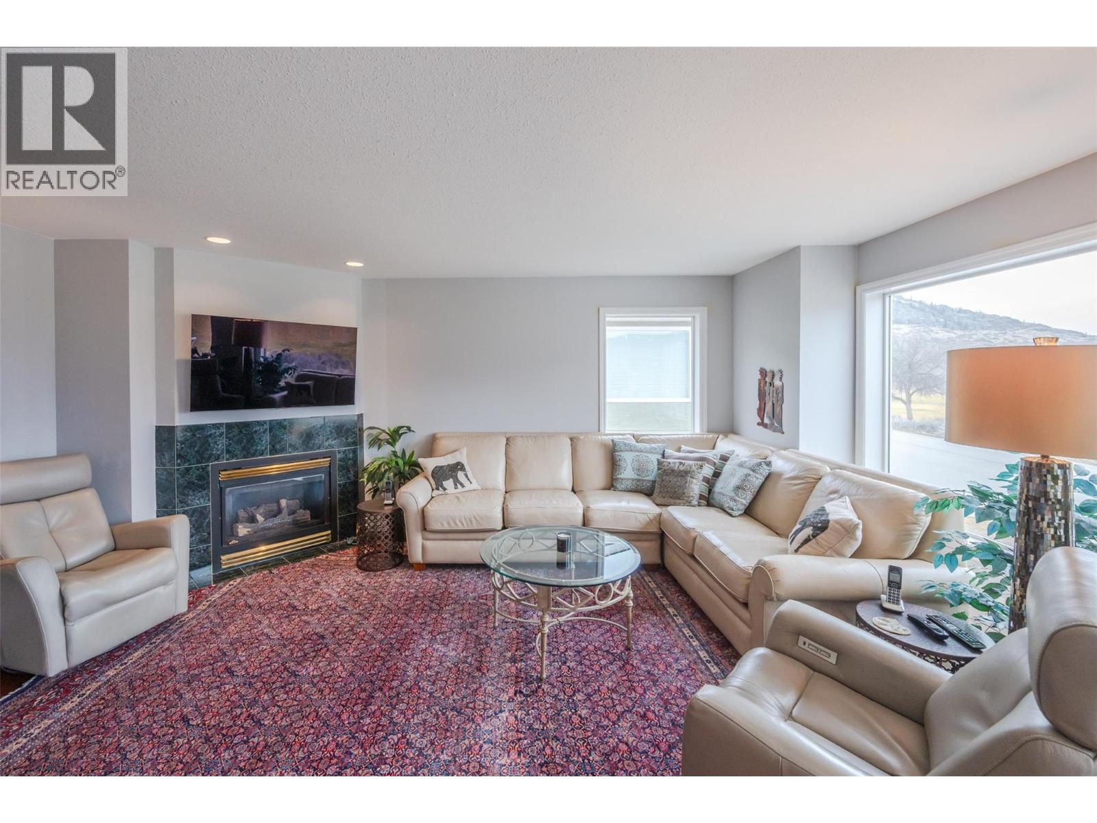 Picture for 11702 GOLF COURSE  Drive https://www.cirrealty.ca/reb/bc/7/10364307_29.jpg