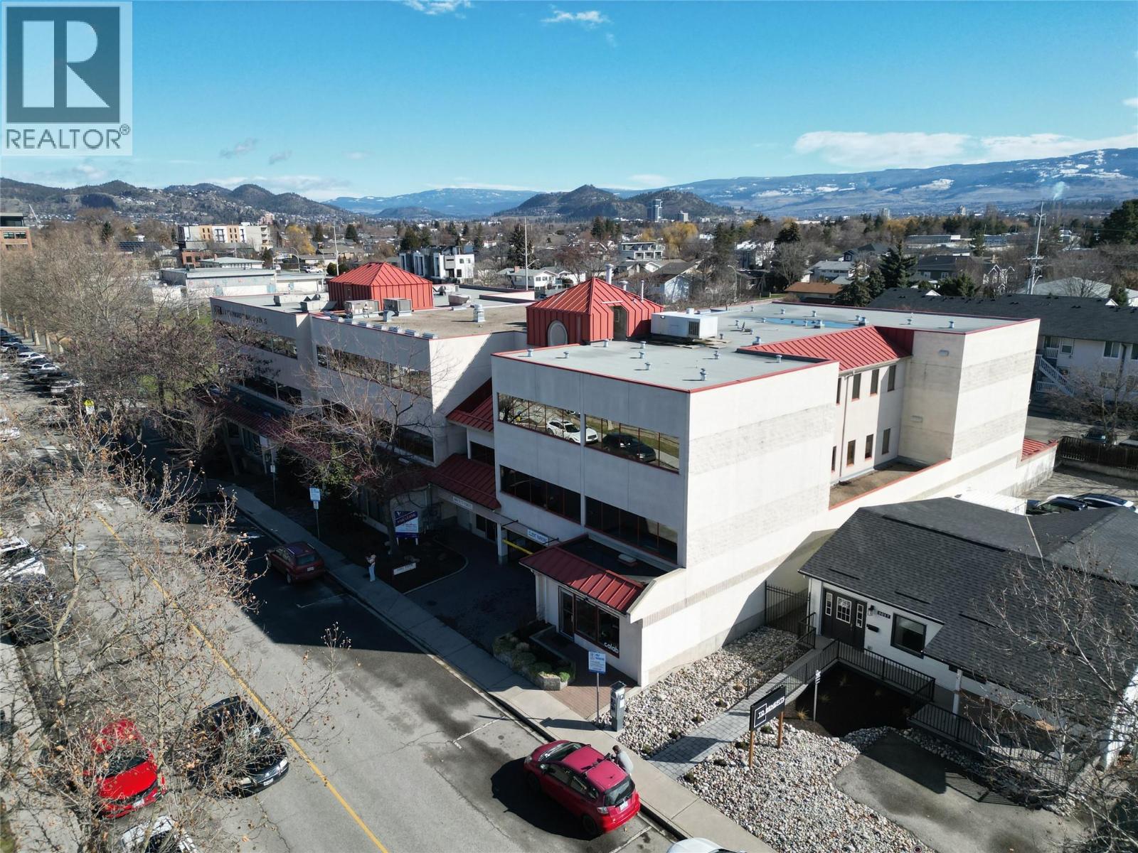 Picture for 3001 Tutt  Street https://www.cirrealty.ca/reb/bc/7/10364627_10.jpg