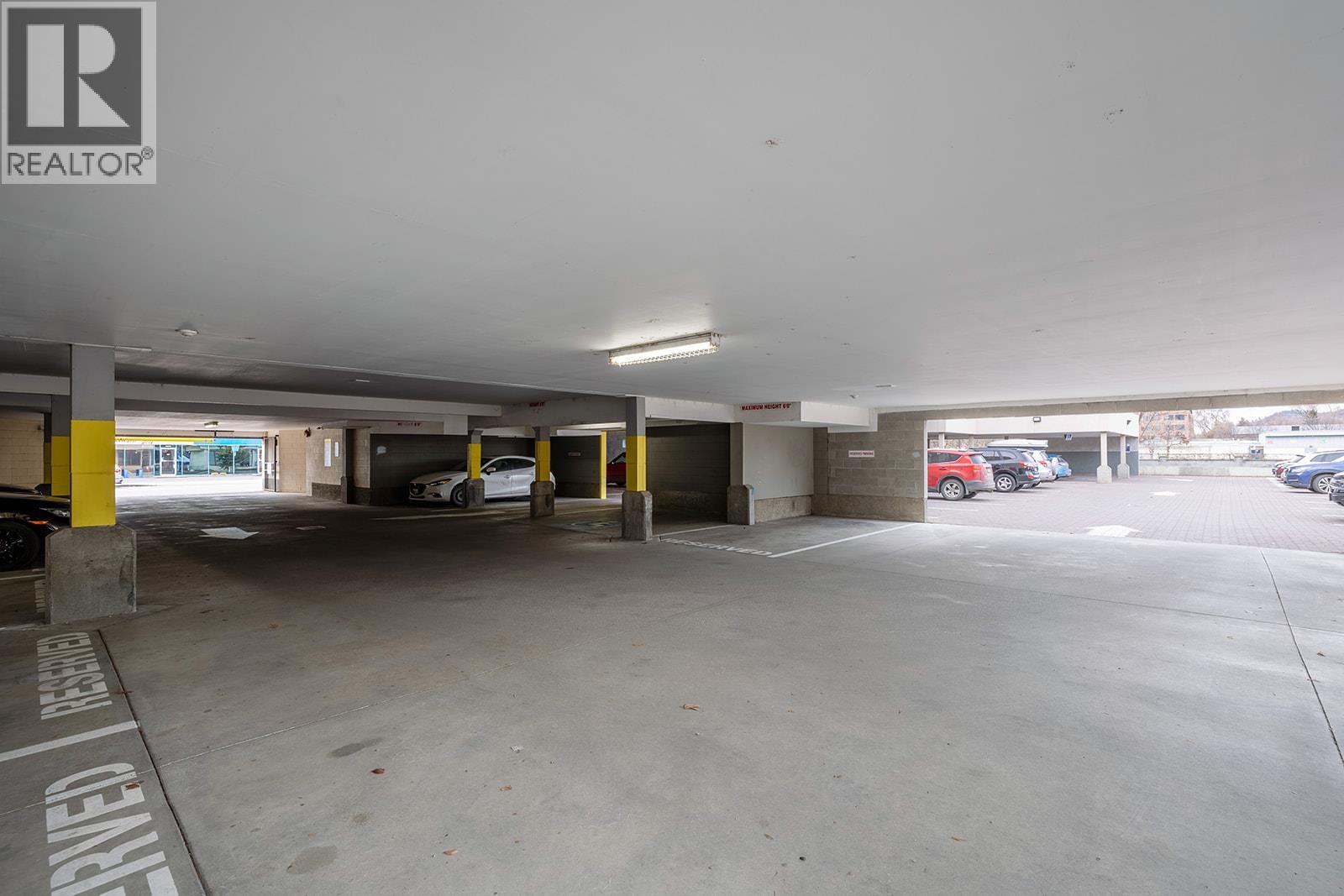 Picture for 3001 Tutt  Street https://www.cirrealty.ca/reb/bc/7/10364627_7.jpg