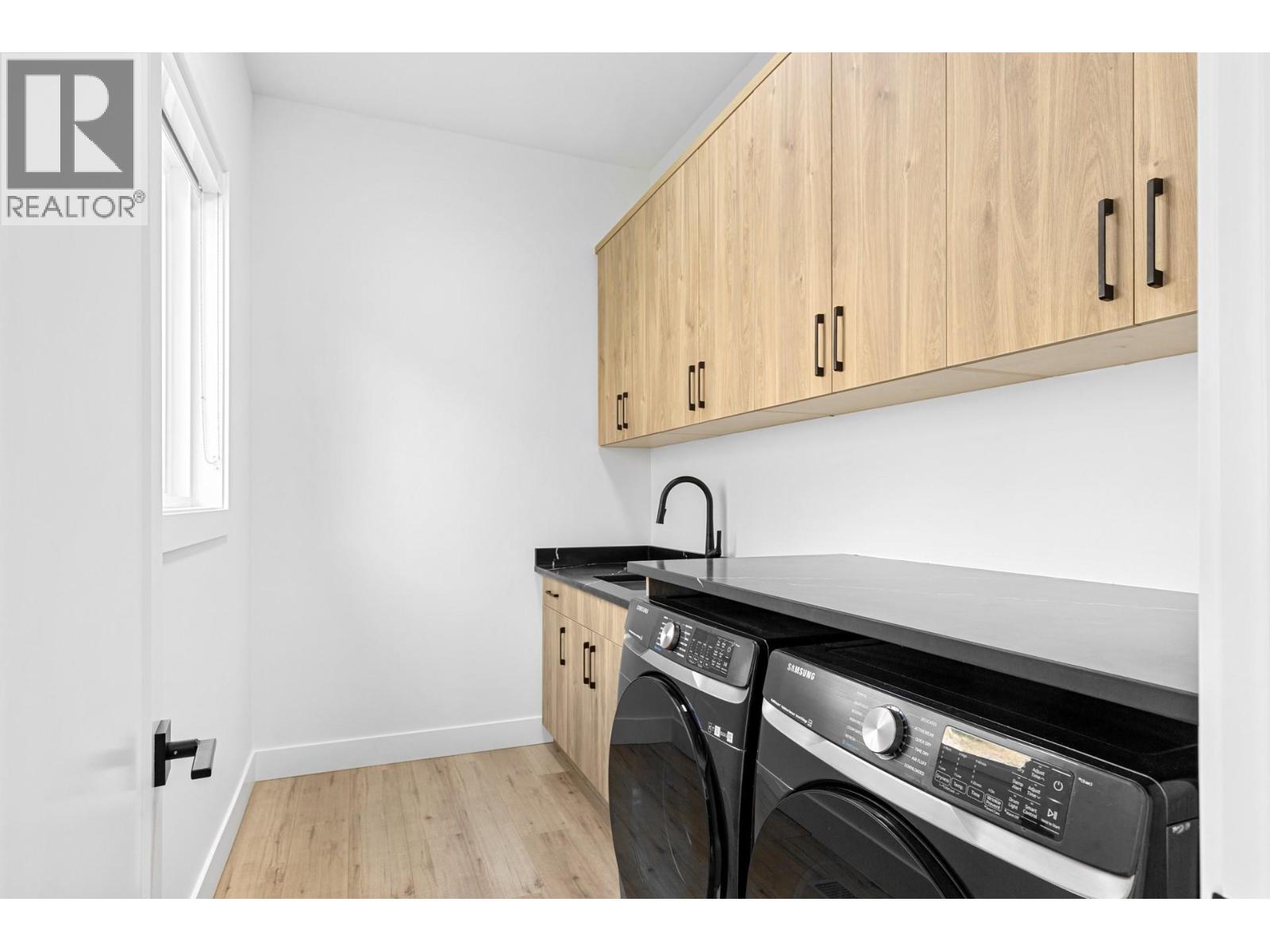 Picture for 2842 Copper Ridge  Drive https://www.cirrealty.ca/reb/bc/7/10364697_26.jpg