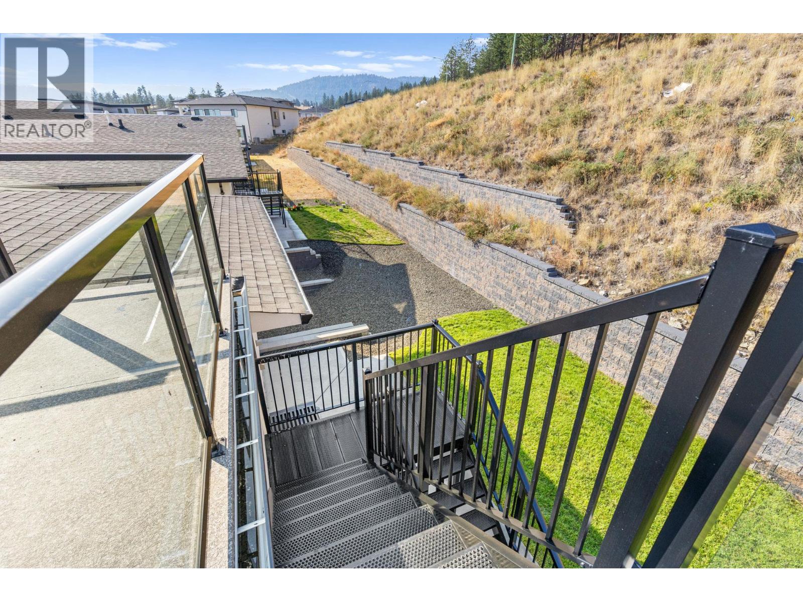 Picture for 2842 Copper Ridge  Drive https://www.cirrealty.ca/reb/bc/7/10364697_35.jpg