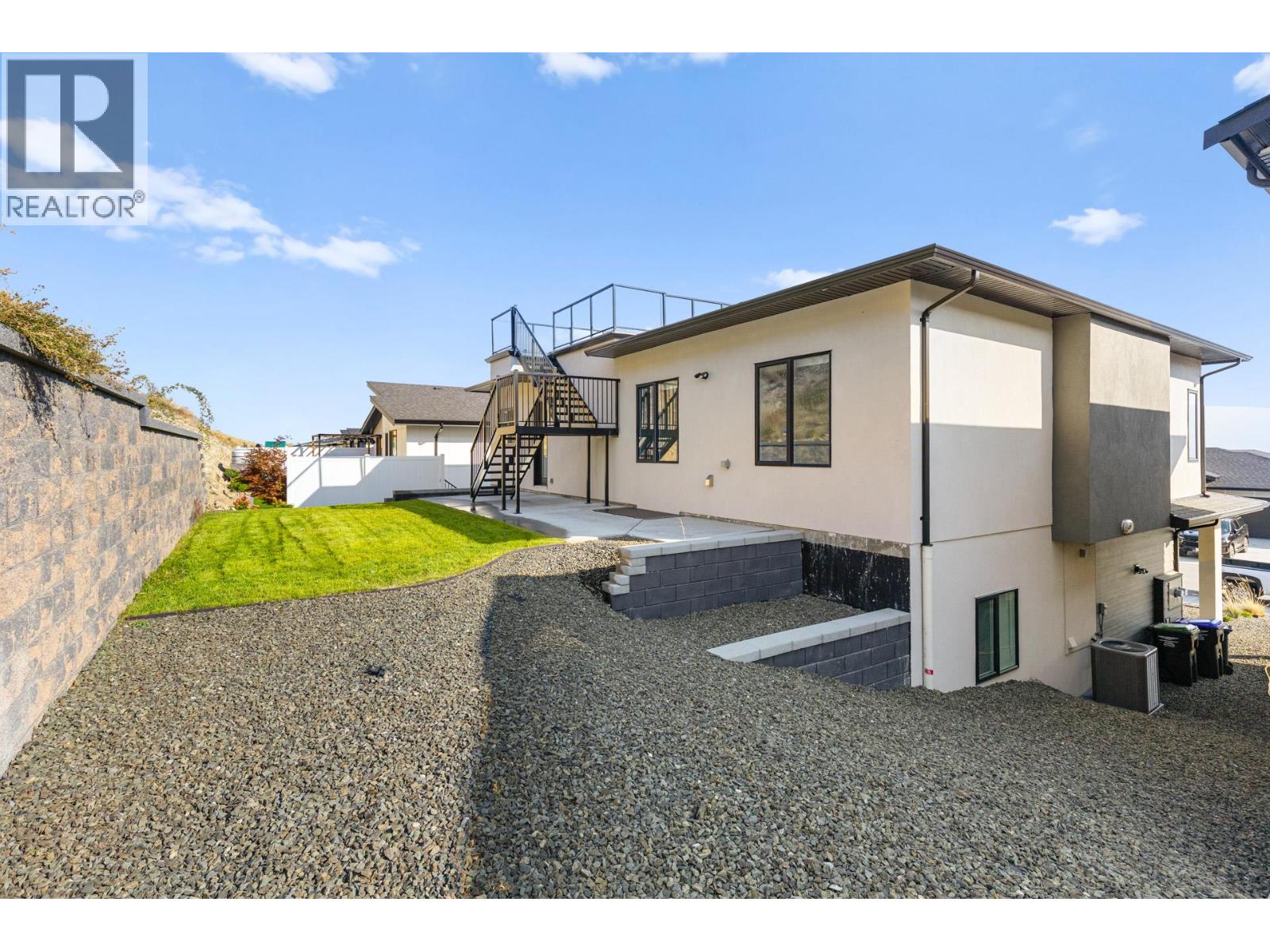 Picture for 2842 Copper Ridge  Drive https://www.cirrealty.ca/reb/bc/7/10364697_42.jpg