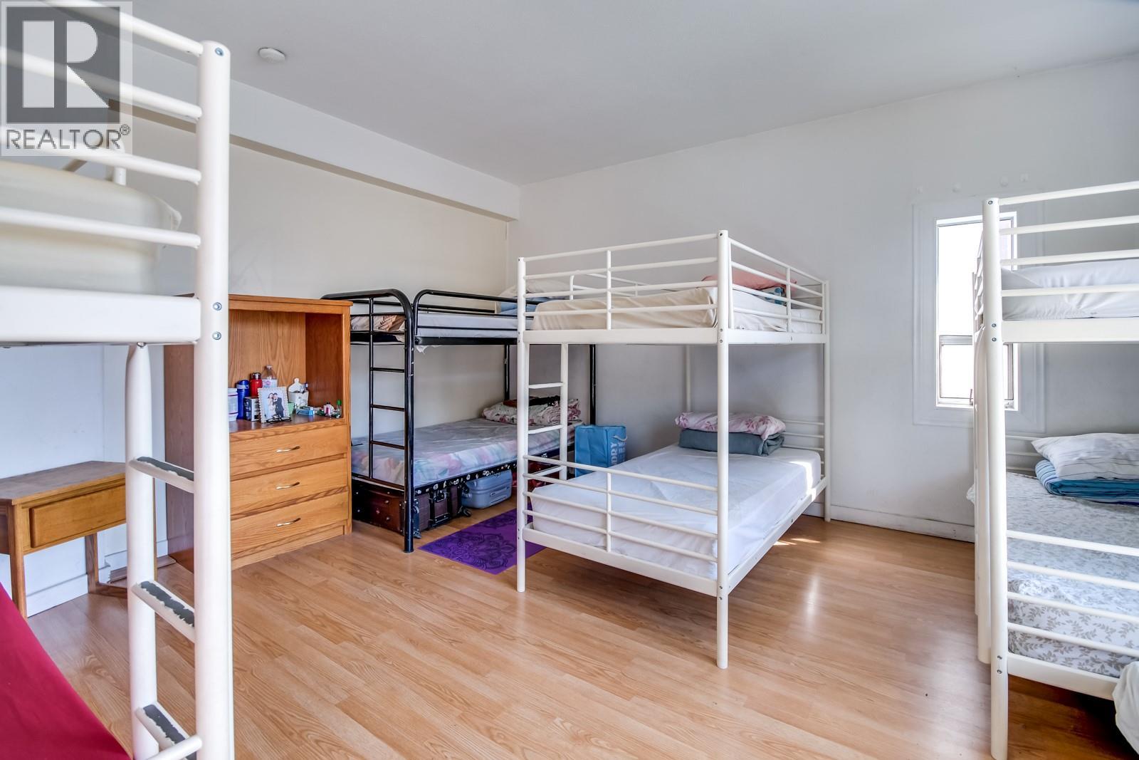 Picture for 730 Bernard  Avenue