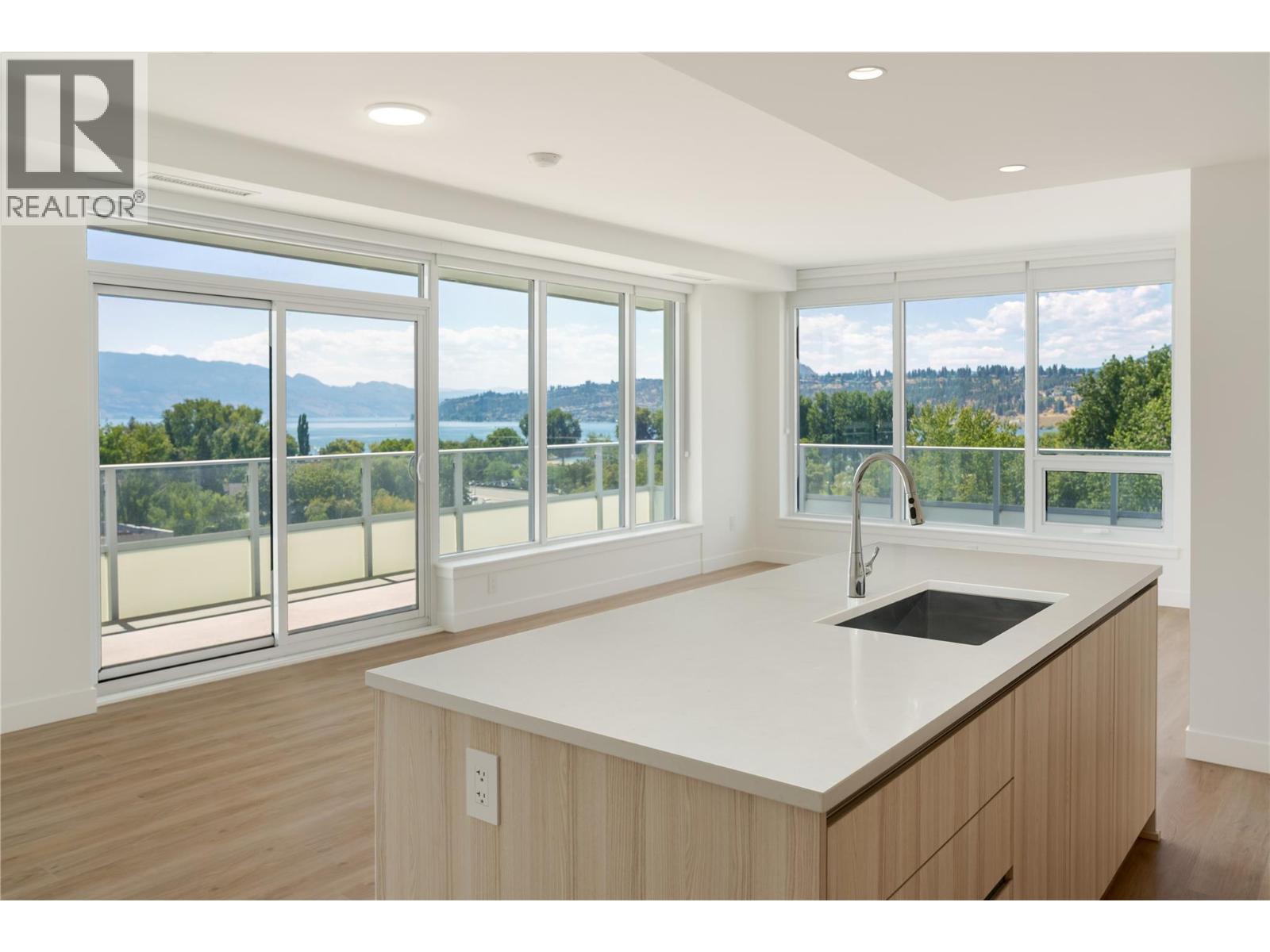 Picture for Unit #707, 238 Leon  Avenue https://www.cirrealty.ca/reb/bc/7/10365007_23.jpg