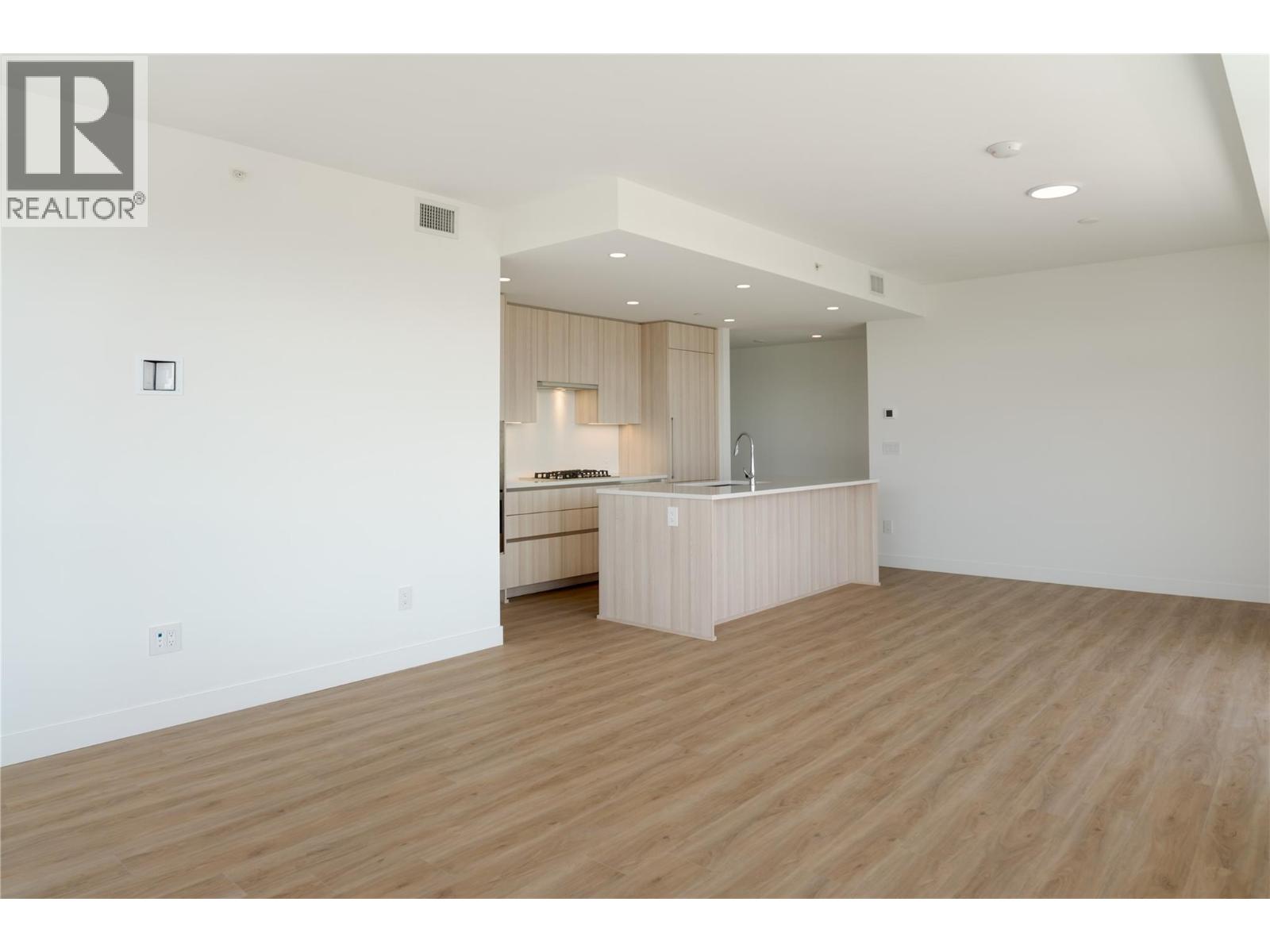 Picture for Unit #707, 238 Leon  Avenue https://www.cirrealty.ca/reb/bc/7/10365007_31.jpg