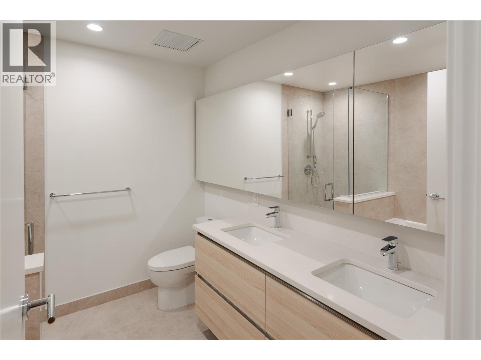 Picture for Unit #707, 238 Leon  Avenue https://www.cirrealty.ca/reb/bc/7/10365007_36.jpg