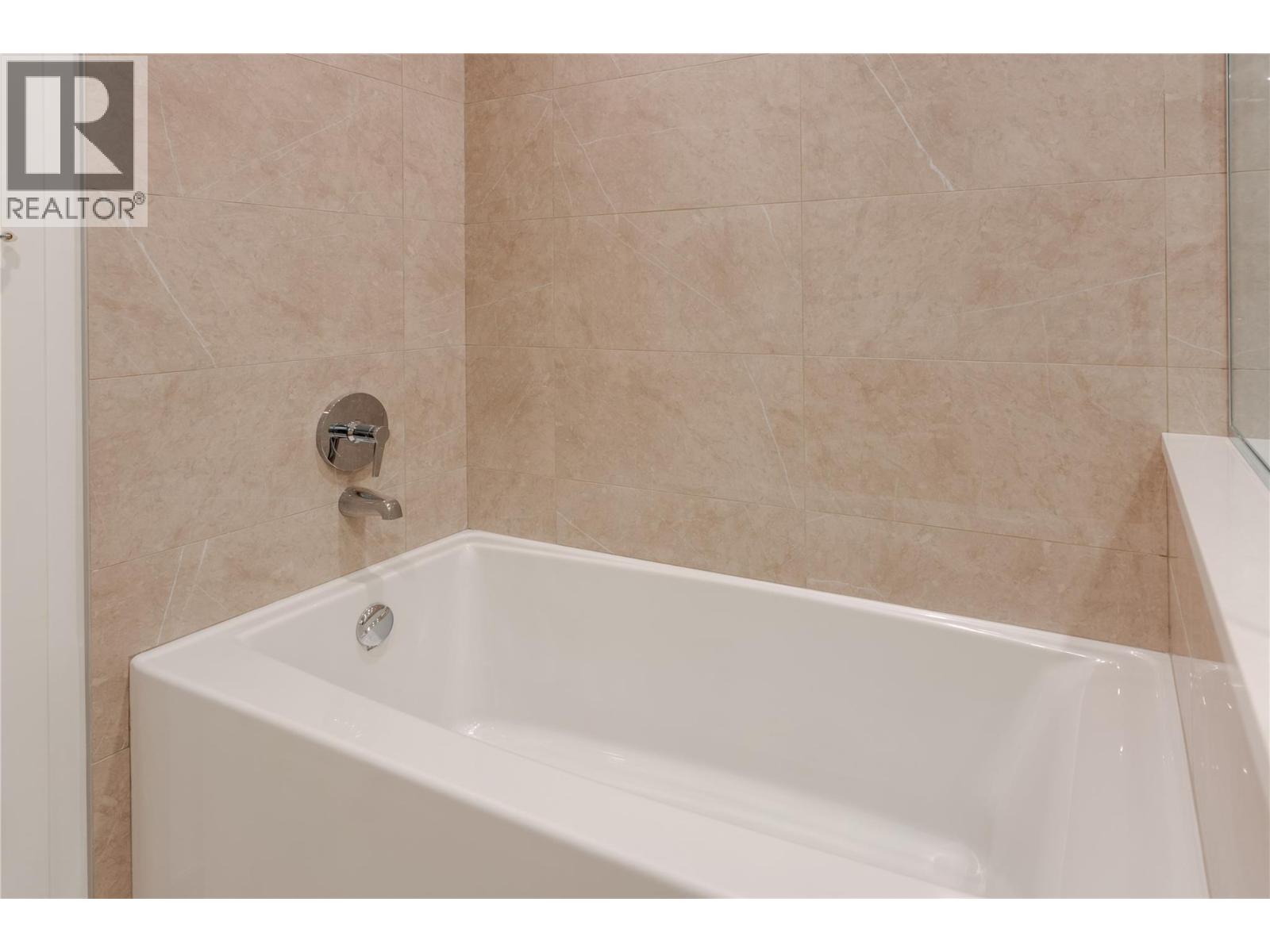 Picture for Unit #707, 238 Leon  Avenue https://www.cirrealty.ca/reb/bc/7/10365007_38.jpg