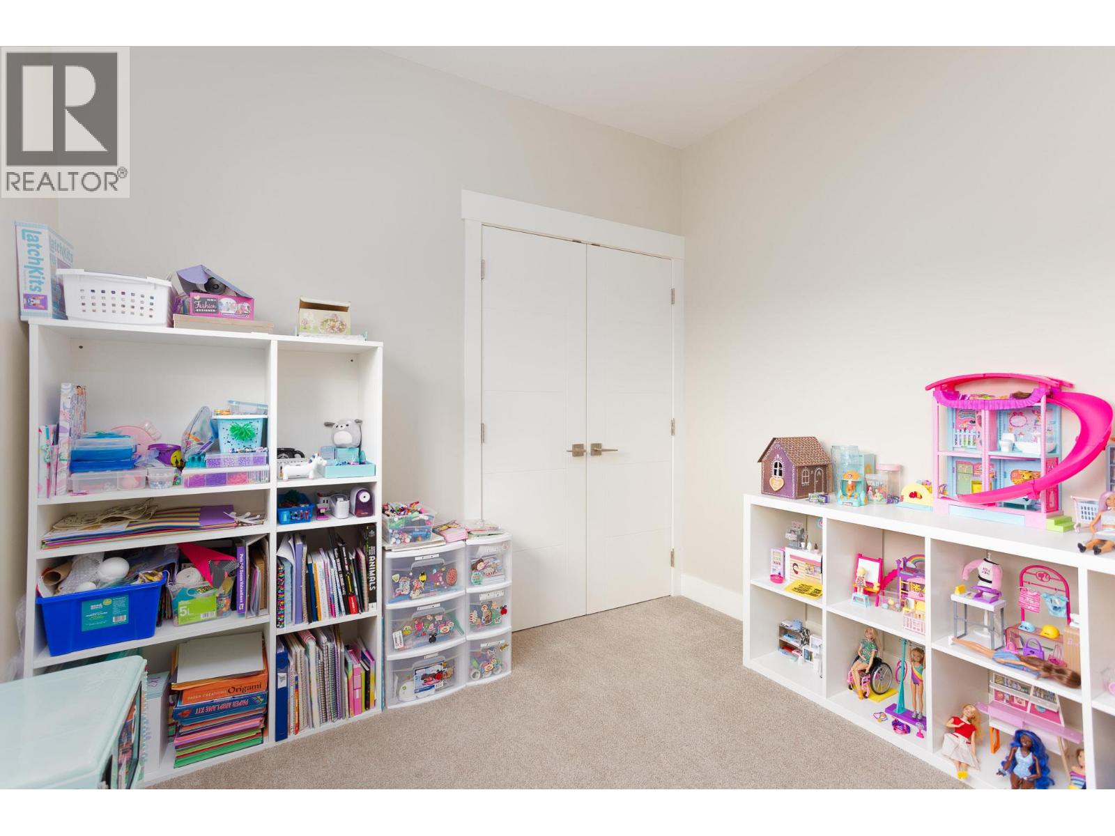 Picture for 2449 Harmon  Road https://www.cirrealty.ca/reb/bc/7/10365067_30.jpg