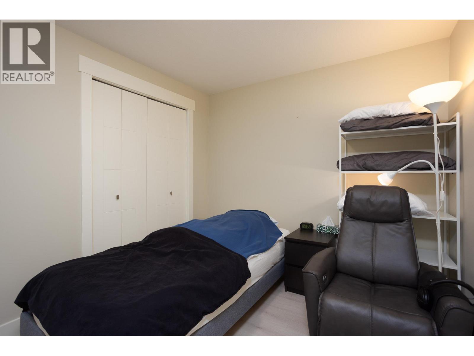 Picture for 2449 Harmon  Road https://www.cirrealty.ca/reb/bc/7/10365067_35.jpg