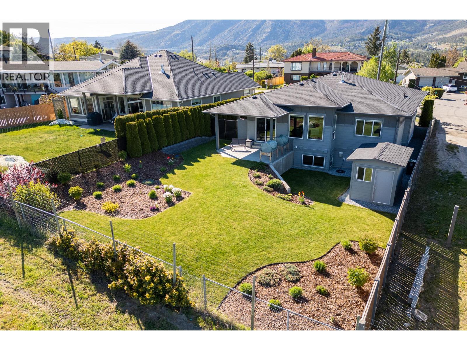 Picture for 2449 Harmon  Road https://www.cirrealty.ca/reb/bc/7/10365067_61.jpg