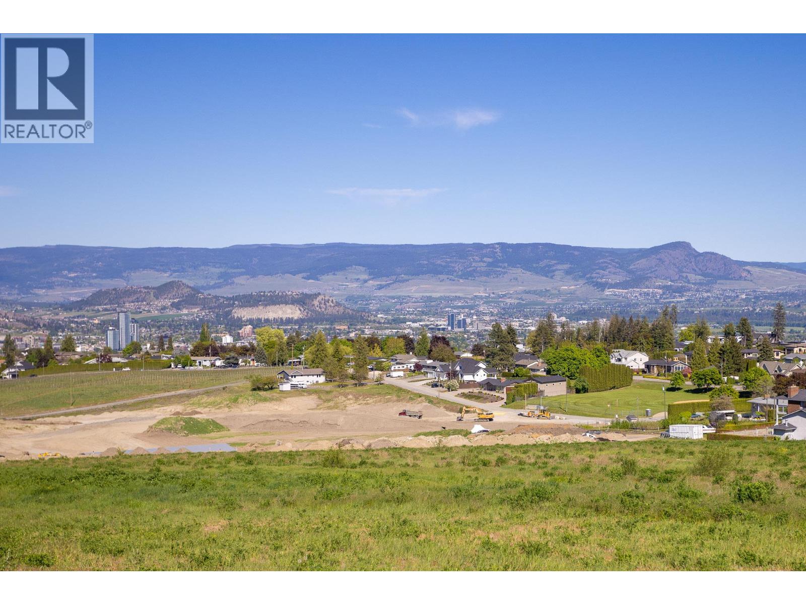 Picture for 2449 Harmon  Road https://www.cirrealty.ca/reb/bc/7/10365067_66.jpg