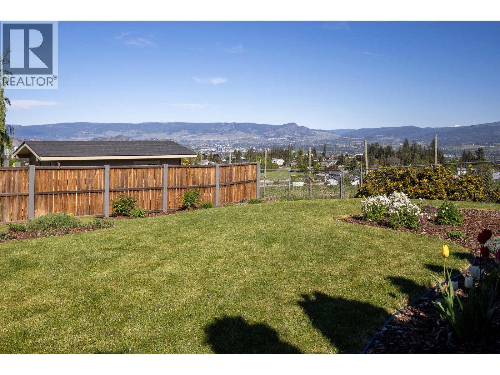Picture for 2449 Harmon  Road https://www.cirrealty.ca/reb/bc/7/10365067_67.jpg