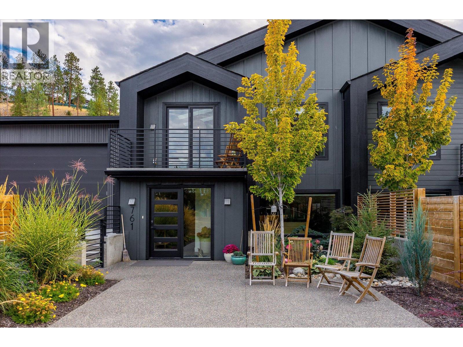 Picture for 761 Barnaby  Road https://www.cirrealty.ca/reb/bc/7/10365107_54.jpg