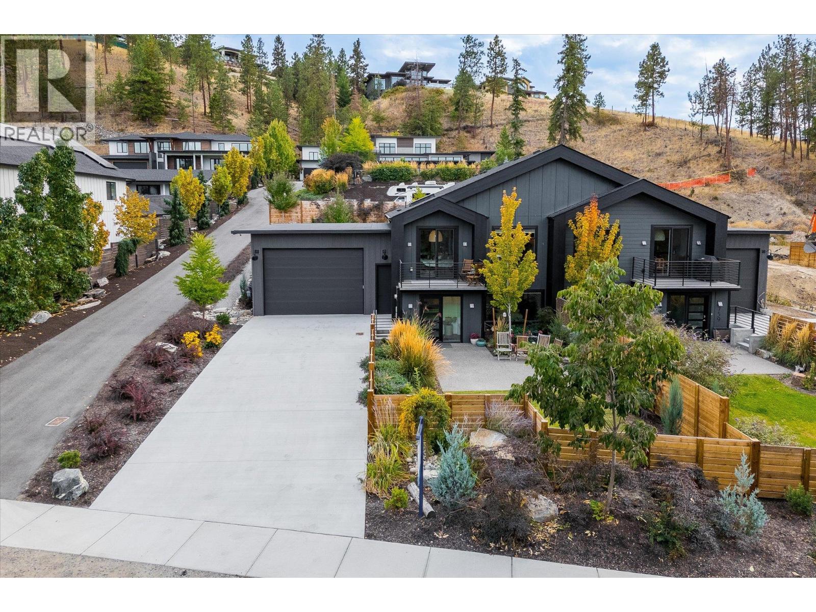 Picture for 761 Barnaby  Road https://www.cirrealty.ca/reb/bc/7/10365107_58.jpg