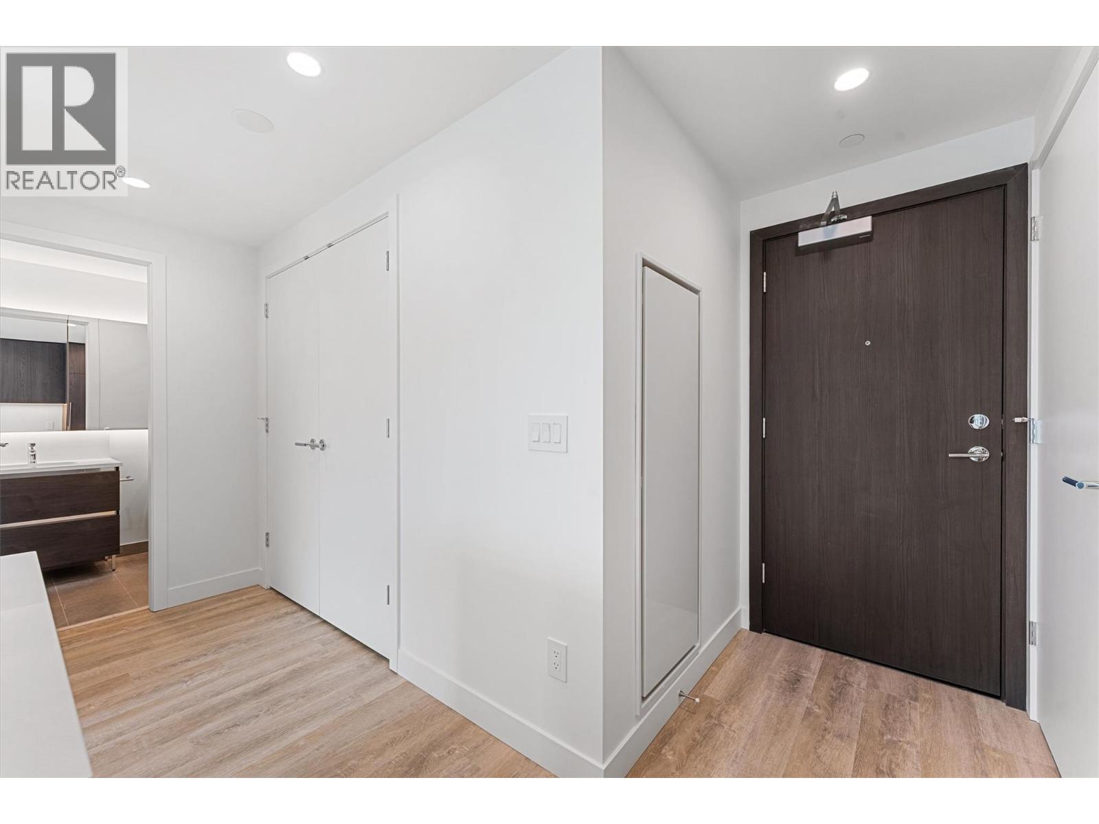 Picture for Unit #2205, 1626 Water  Street https://www.cirrealty.ca/reb/bc/7/10365217_22.jpg