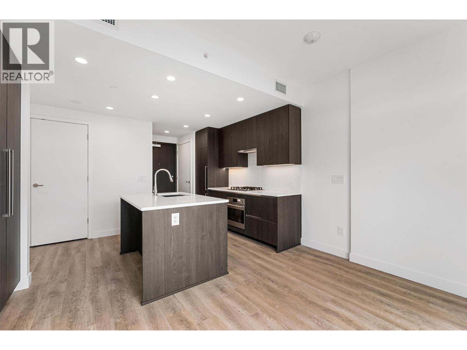 Picture for Unit #2205, 1626 Water  Street https://www.cirrealty.ca/reb/bc/7/10365217_24.jpg