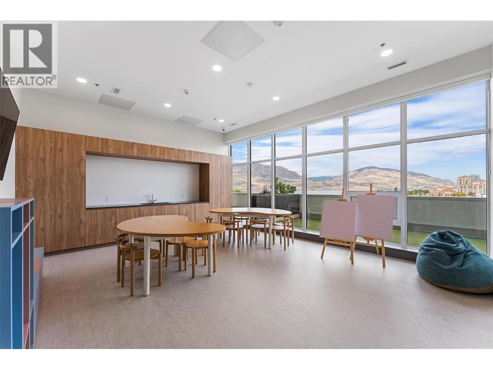 Picture for Unit #2205, 1626 Water  Street https://www.cirrealty.ca/reb/bc/7/10365217_66.jpg