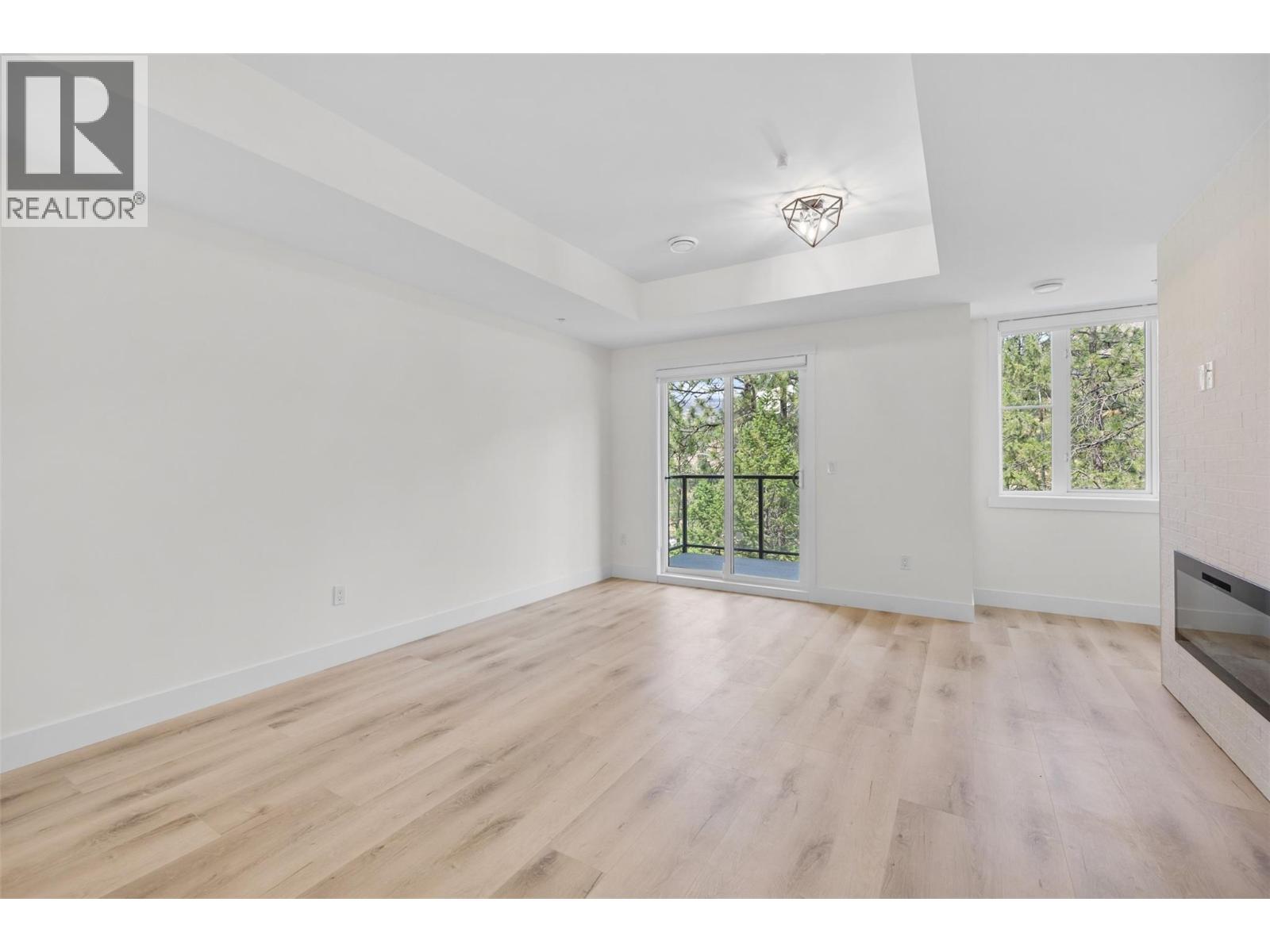 Picture for Unit #20, 1975 Shannon Lake  Road https://www.cirrealty.ca/reb/bc/7/10365257_13.jpg