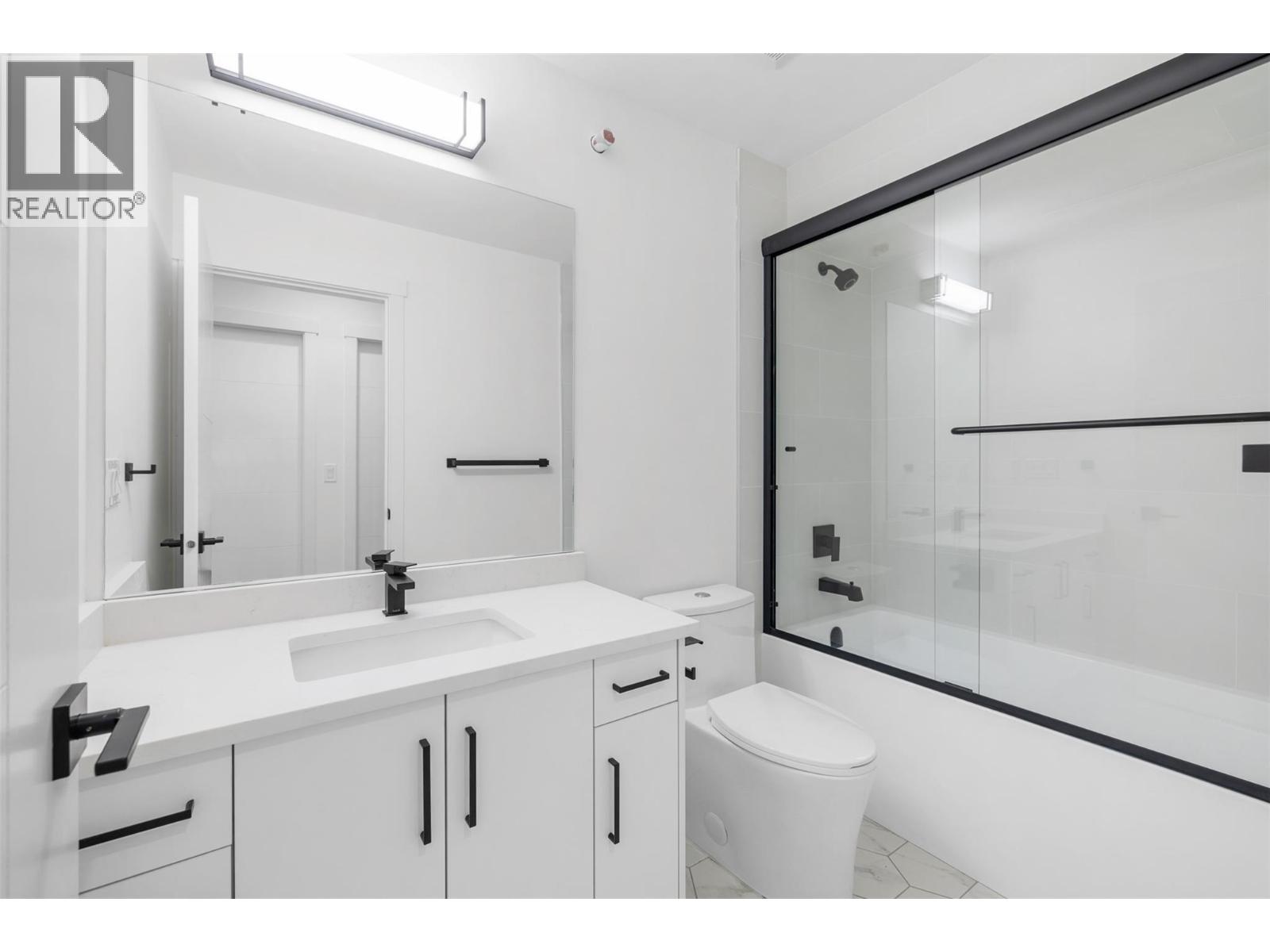 Picture for Unit #20, 1975 Shannon Lake  Road https://www.cirrealty.ca/reb/bc/7/10365257_5.jpg