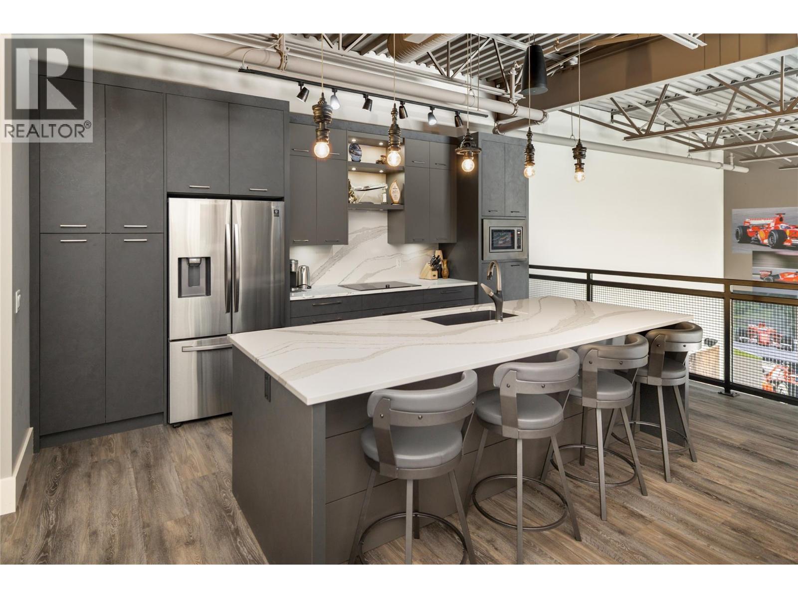 Picture for Unit #7, 2110 Matrix  Crescent https://www.cirrealty.ca/reb/bc/7/10365277_11.jpg