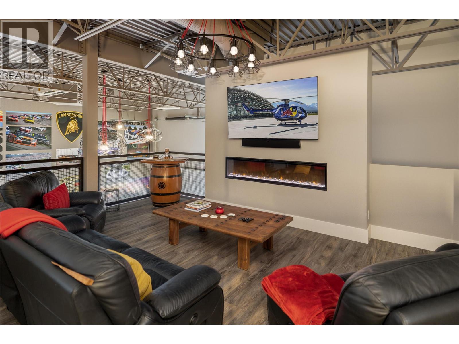 Picture for Unit #7, 2110 Matrix  Crescent https://www.cirrealty.ca/reb/bc/7/10365277_14.jpg