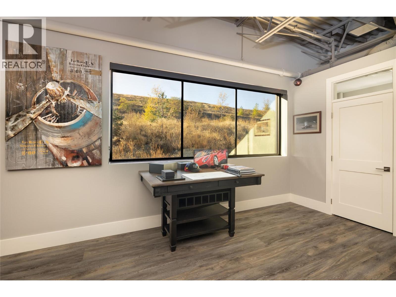 Picture for Unit #7, 2110 Matrix  Crescent https://www.cirrealty.ca/reb/bc/7/10365277_15.jpg