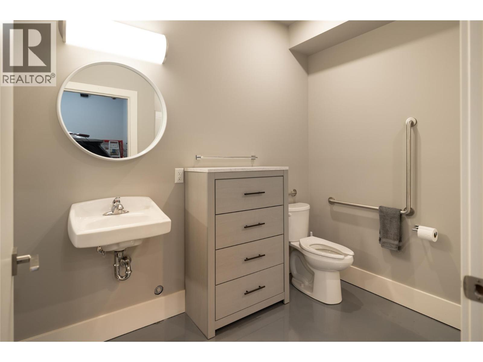 Picture for Unit #7, 2110 Matrix  Crescent https://www.cirrealty.ca/reb/bc/7/10365277_16.jpg