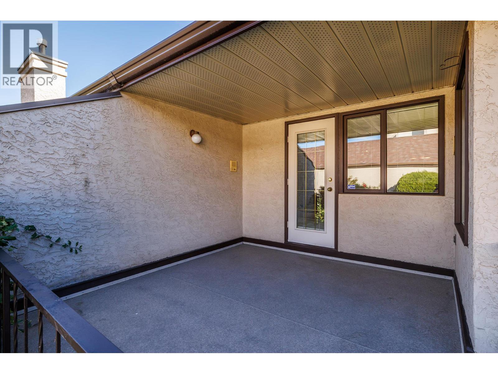 Picture for Unit #9, 2200 Gordon  Drive https://www.cirrealty.ca/reb/bc/7/10365297_13.jpg