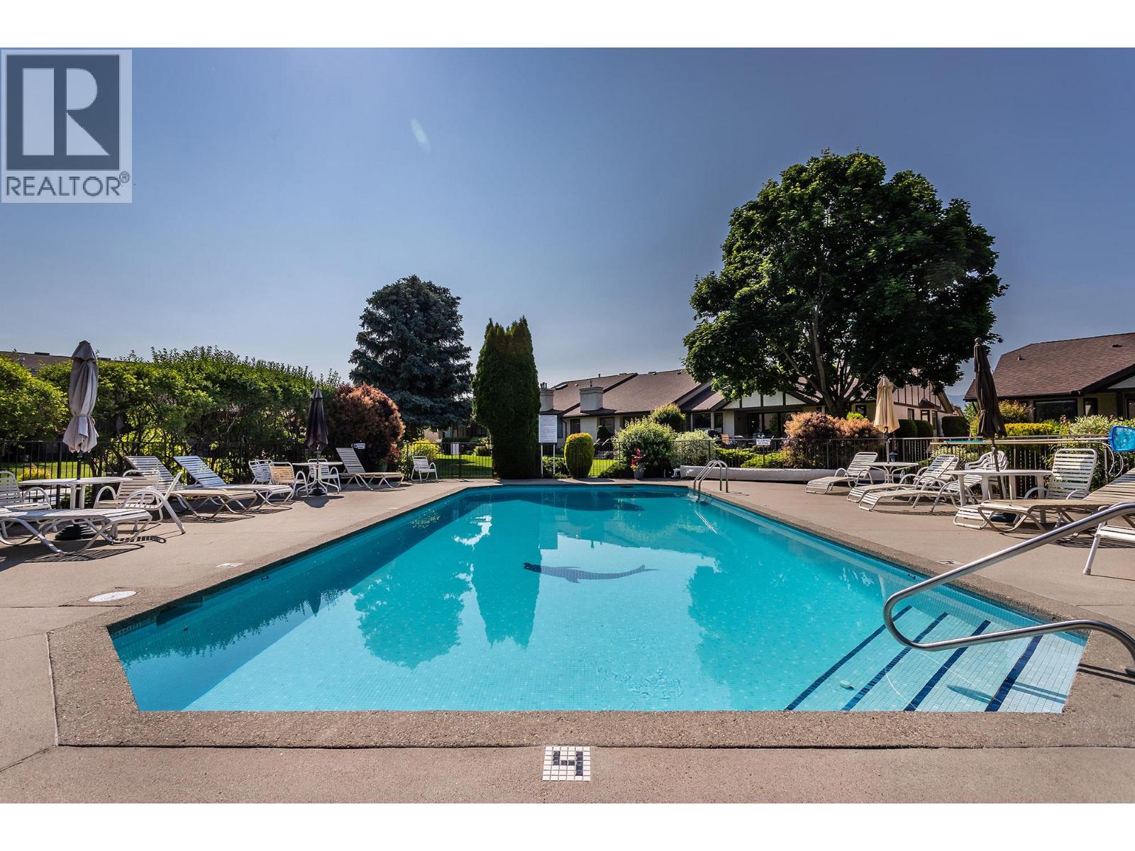 Picture for Unit #9, 2200 Gordon  Drive https://www.cirrealty.ca/reb/bc/7/10365297_27.jpg