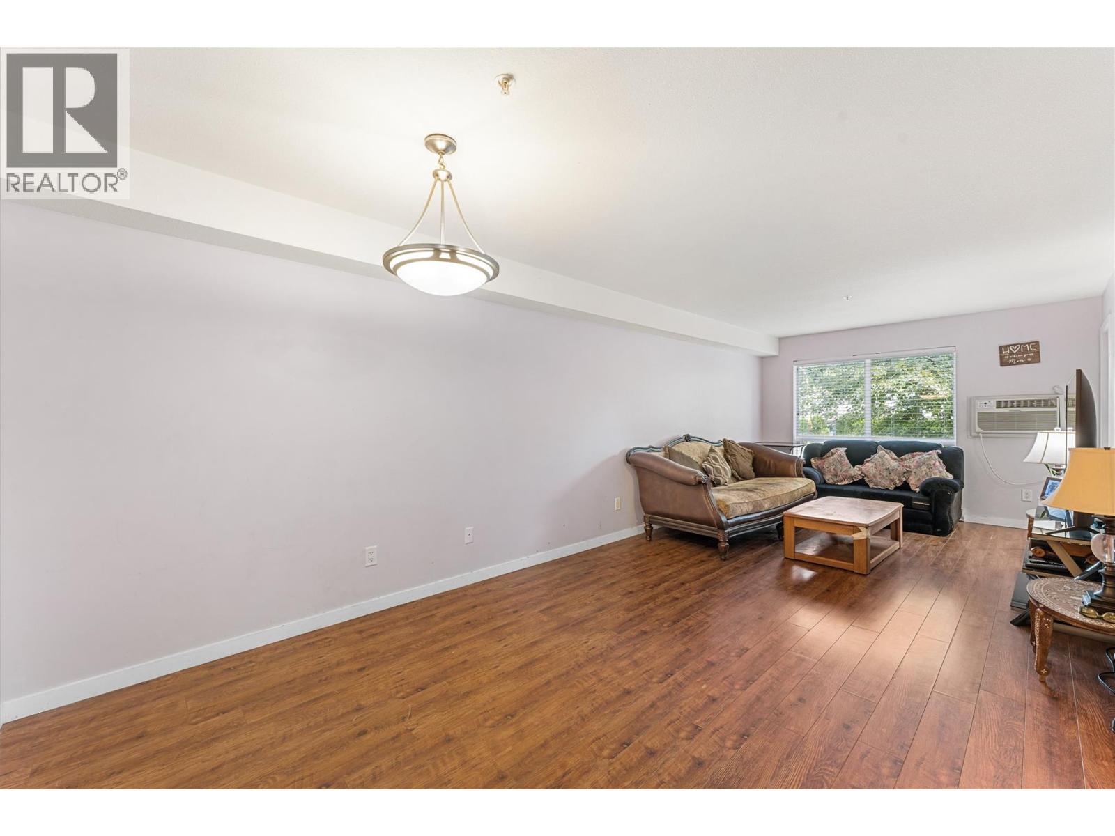 Picture for Unit #113, 260 Franklyn  Road